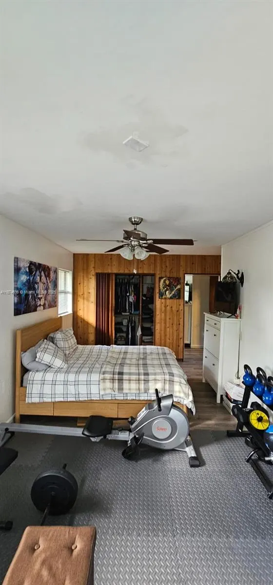 1411 SW 24th Ct