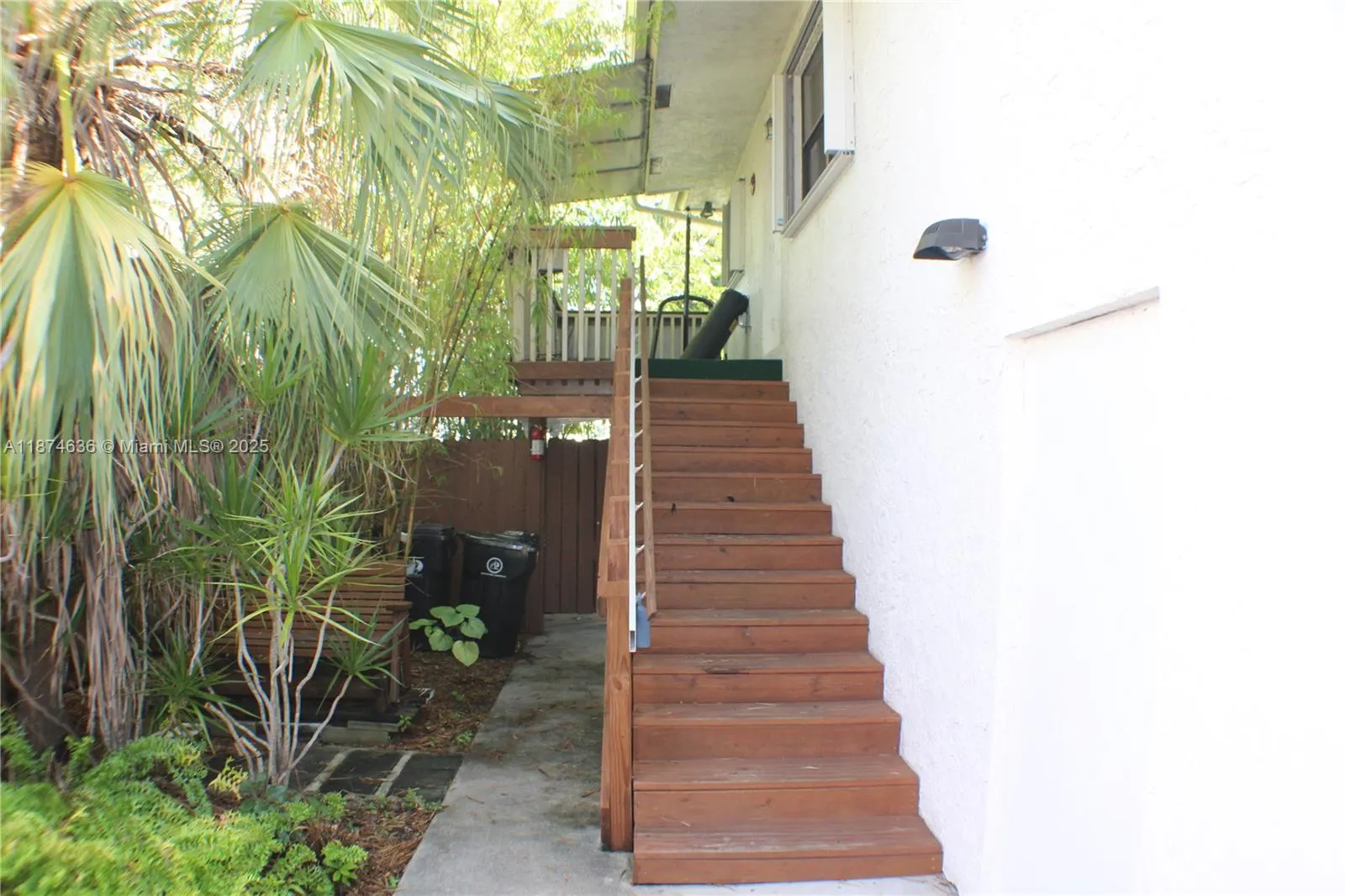 1411 SW 24th Ct