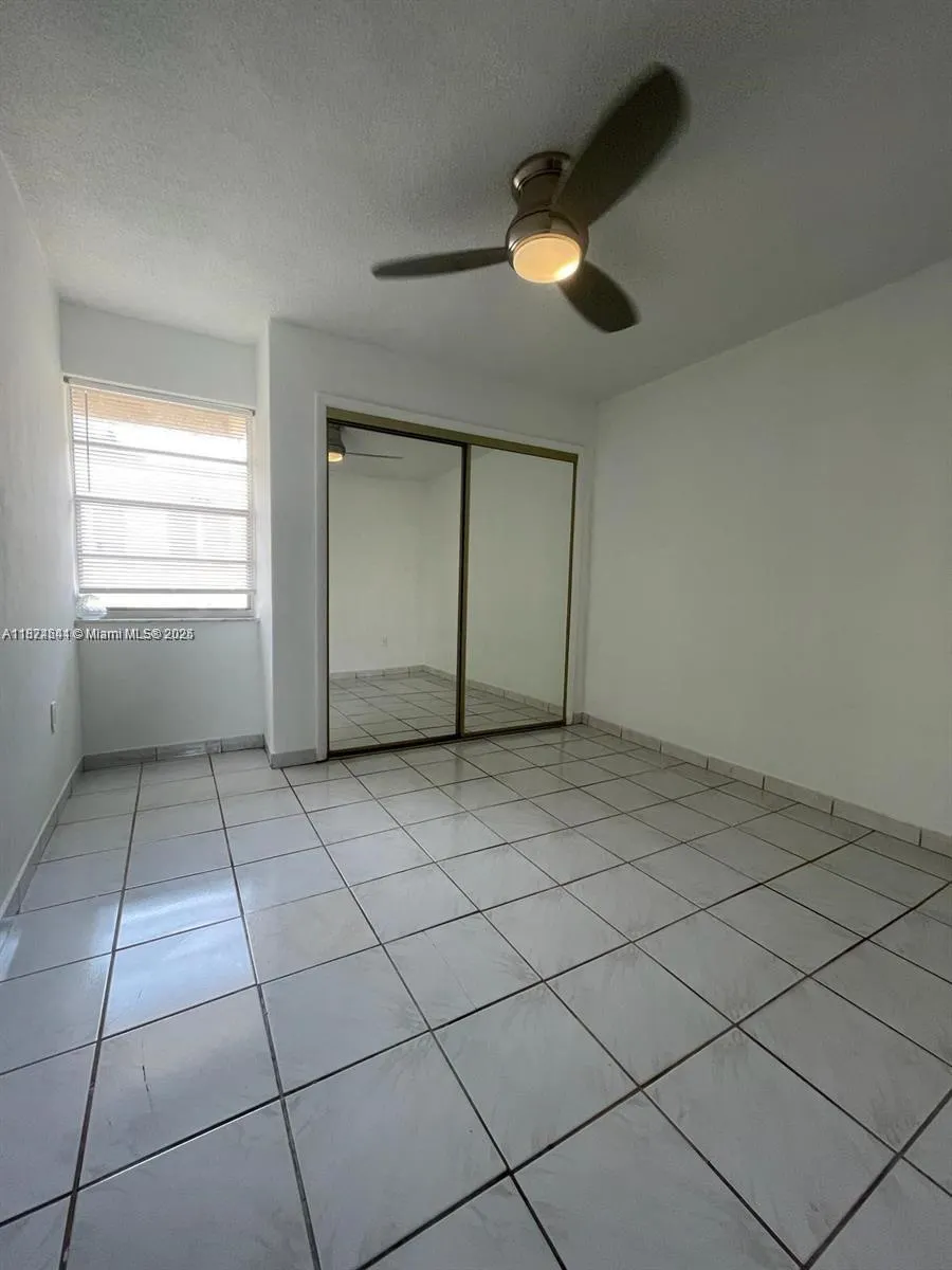 515 SW 3rd St, #11