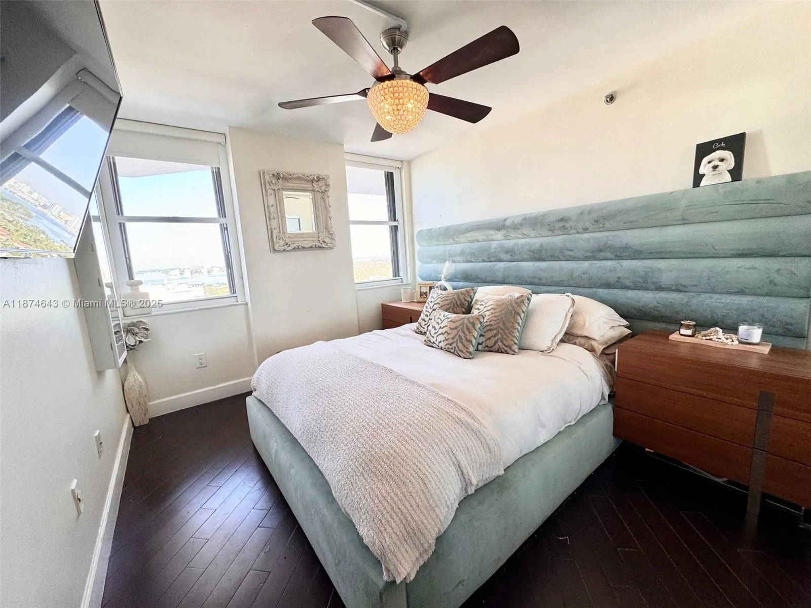 6061 Collins Ave, #23A