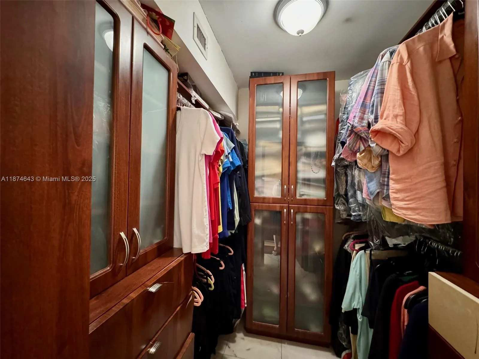6061 Collins Ave, #23A