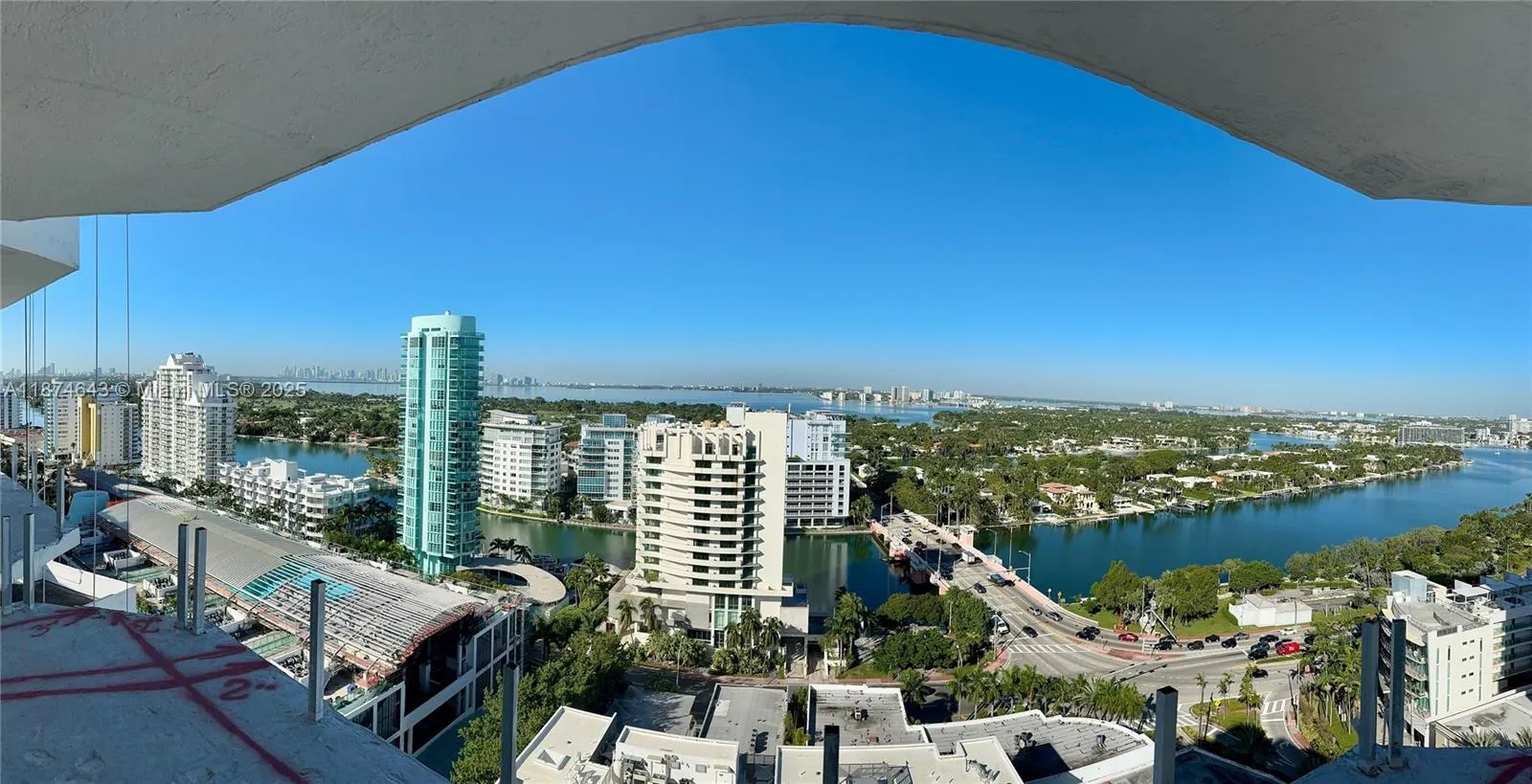6061 Collins Ave, #23A
