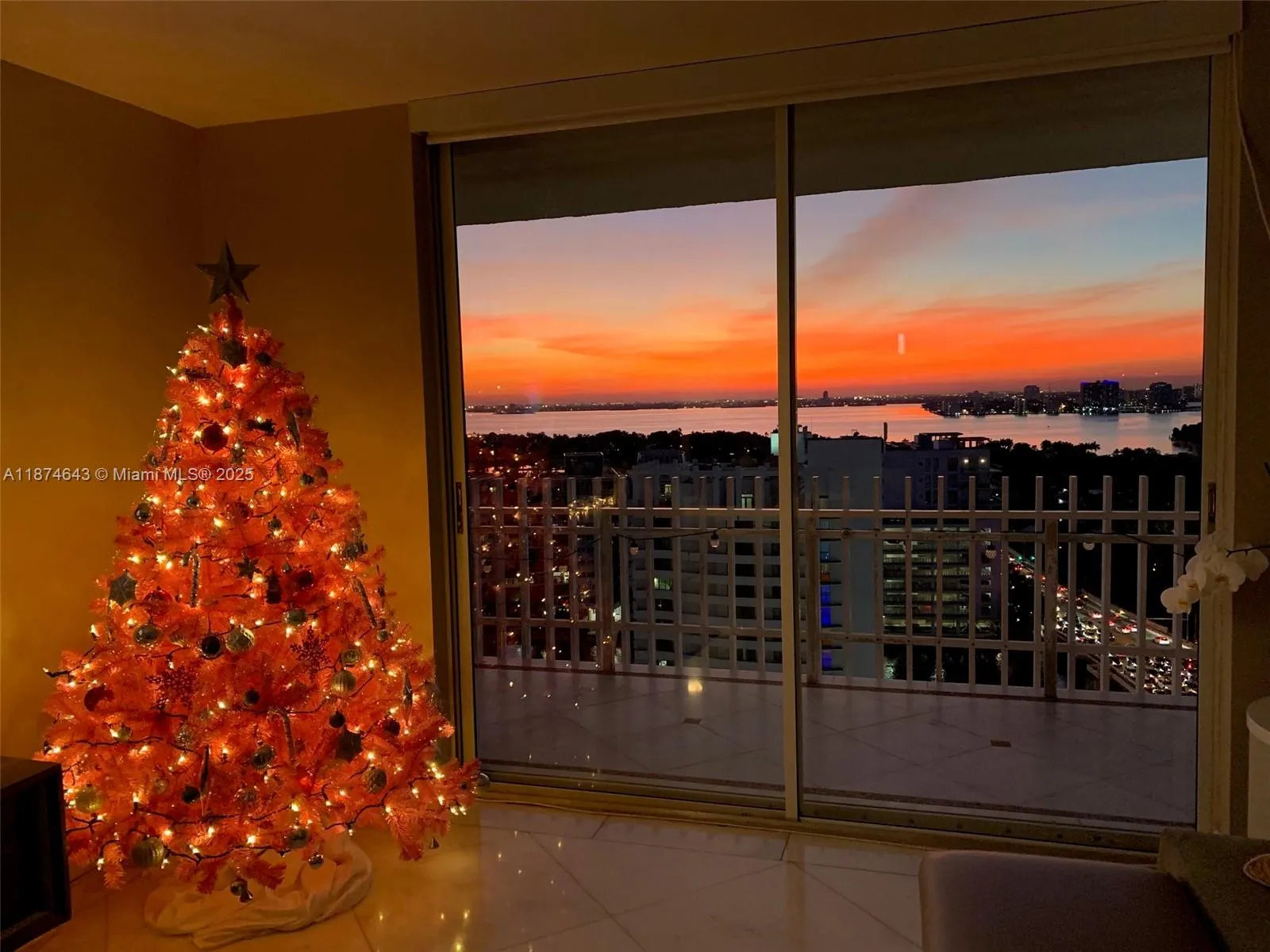 6061 Collins Ave, #23A
