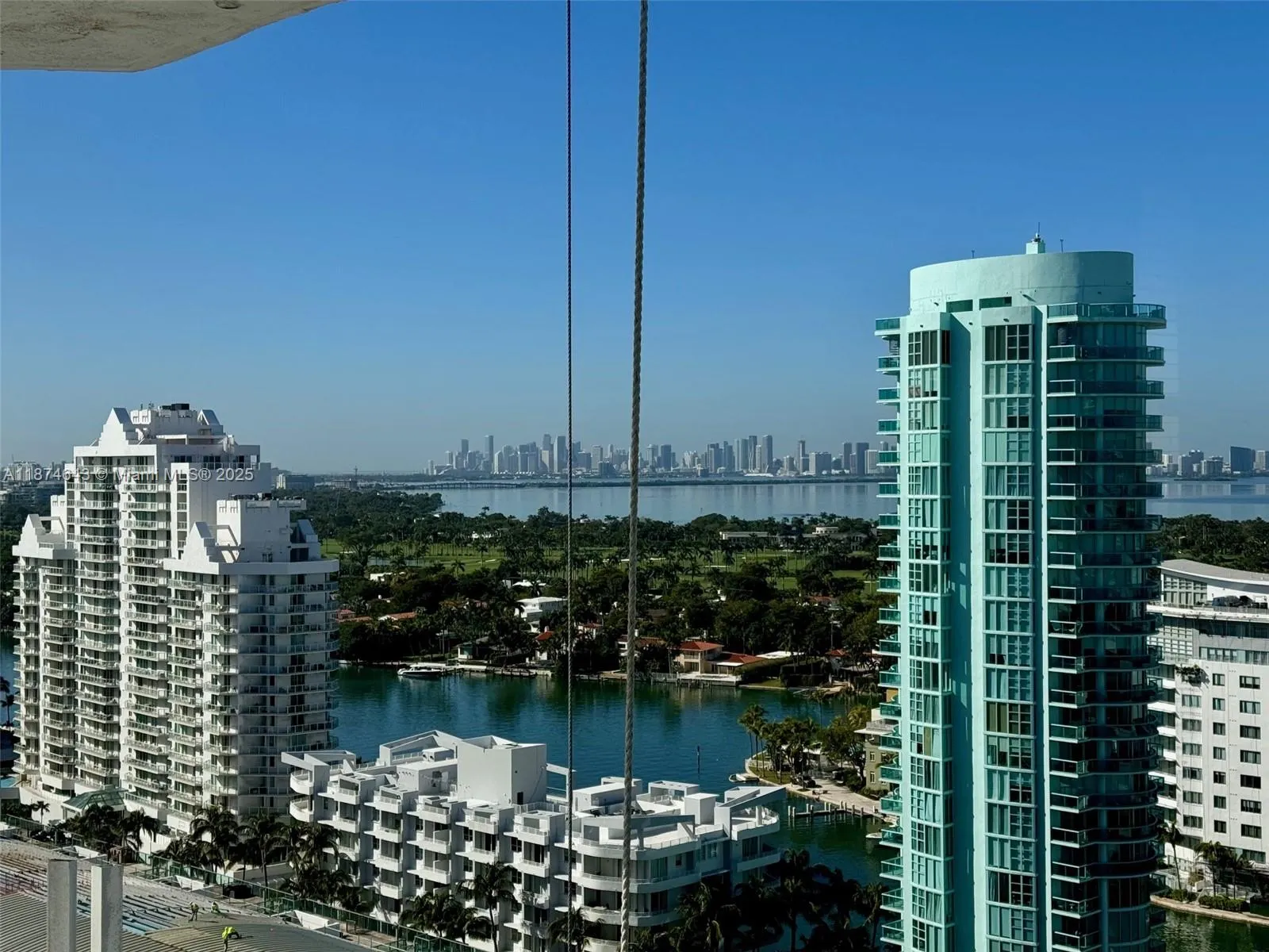6061 Collins Ave, #23A