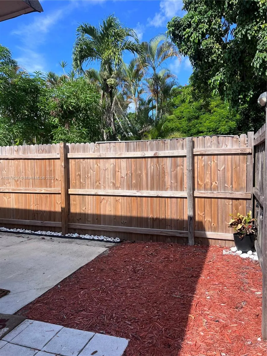 8001 NW 74th Ter, #REAR
