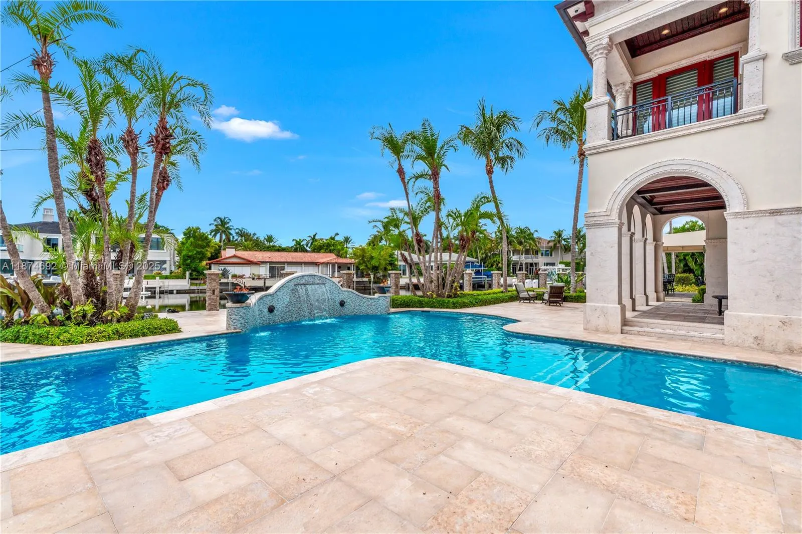 700 Osprey Point Cir