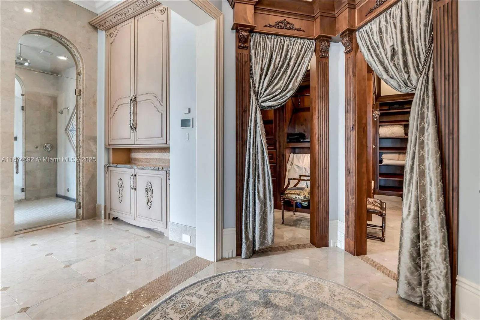 700 Osprey Point Cir