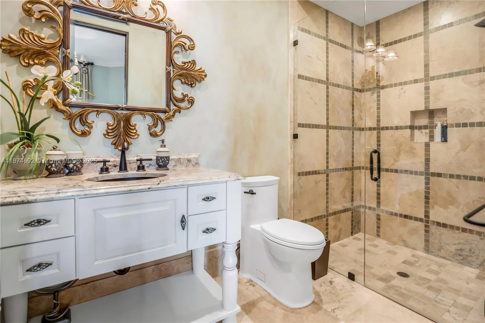 700 Osprey Point Cir