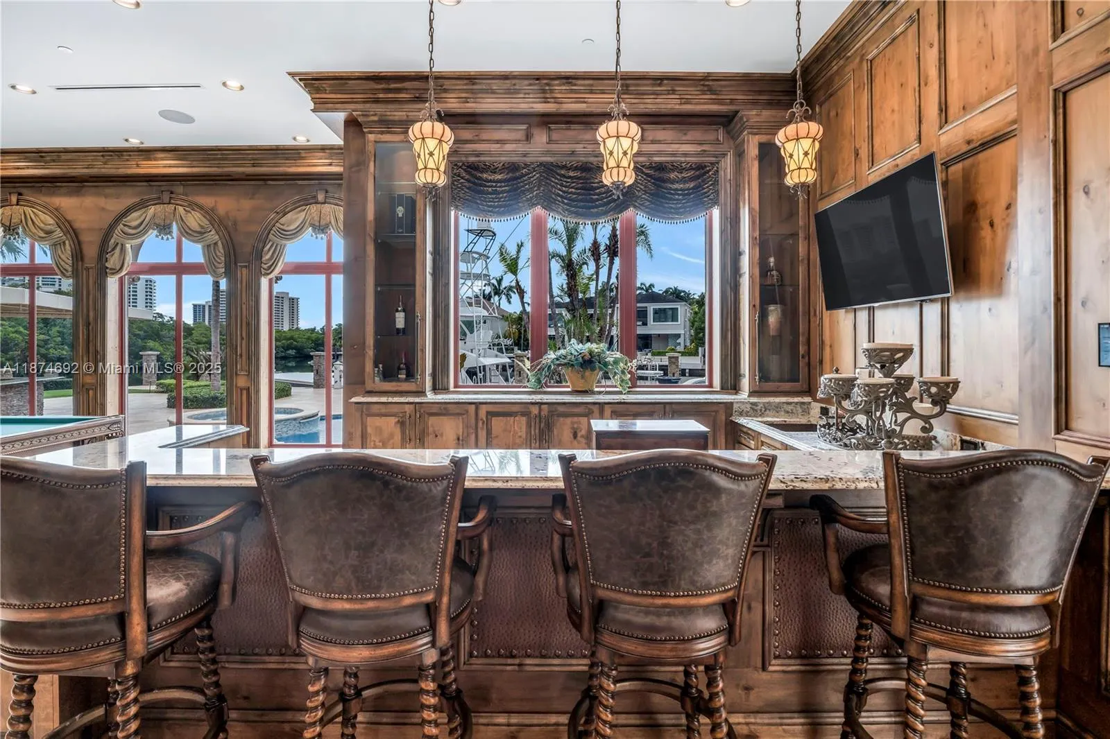 700 Osprey Point Cir