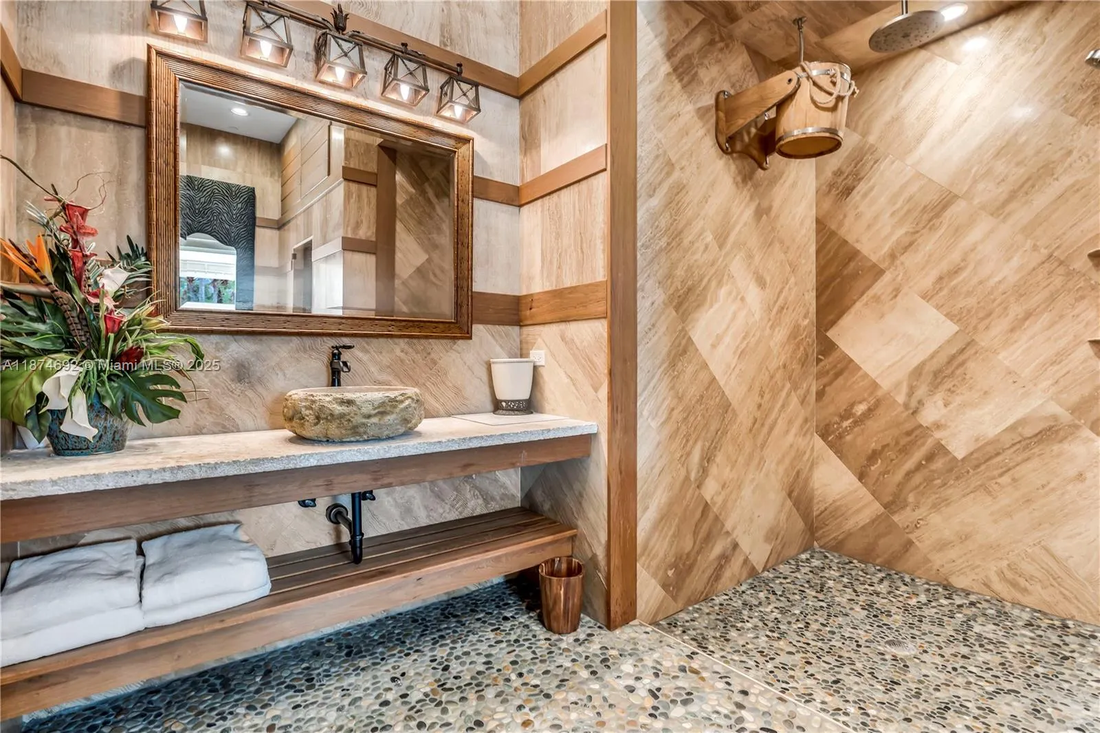 700 Osprey Point Cir