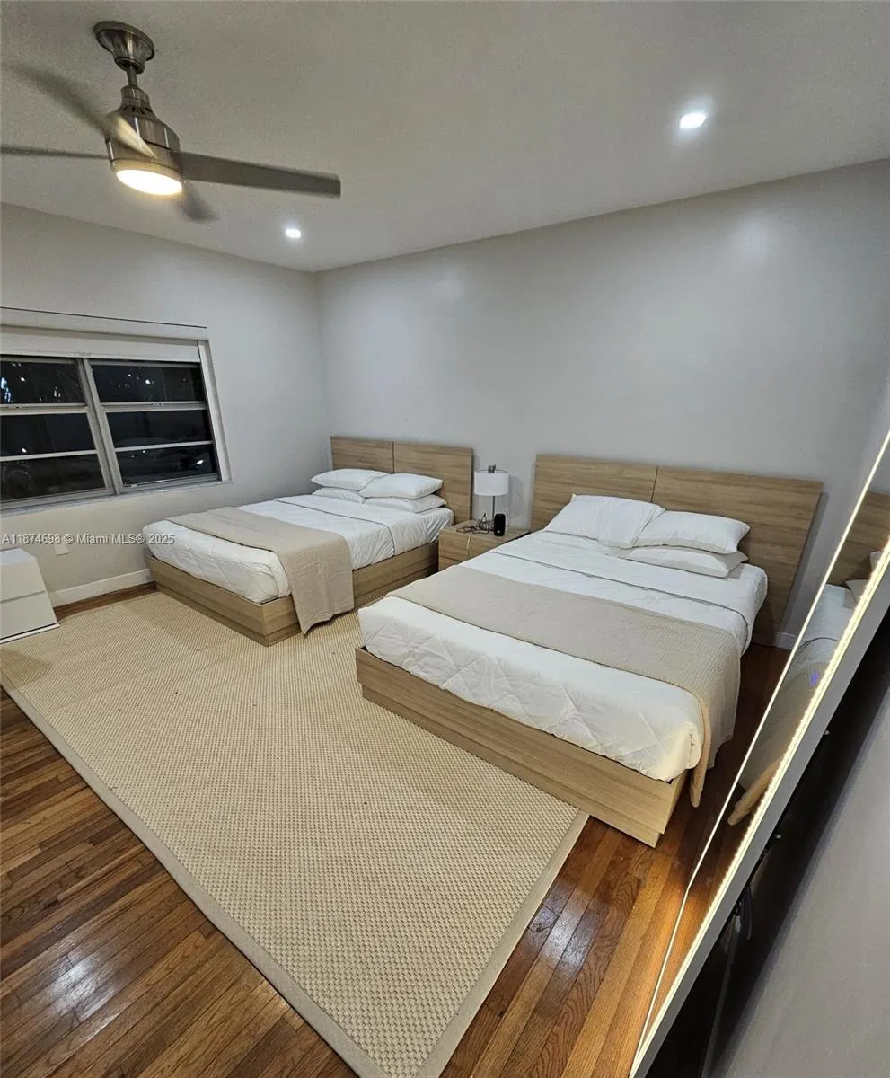 101 Collins Ave, #3
