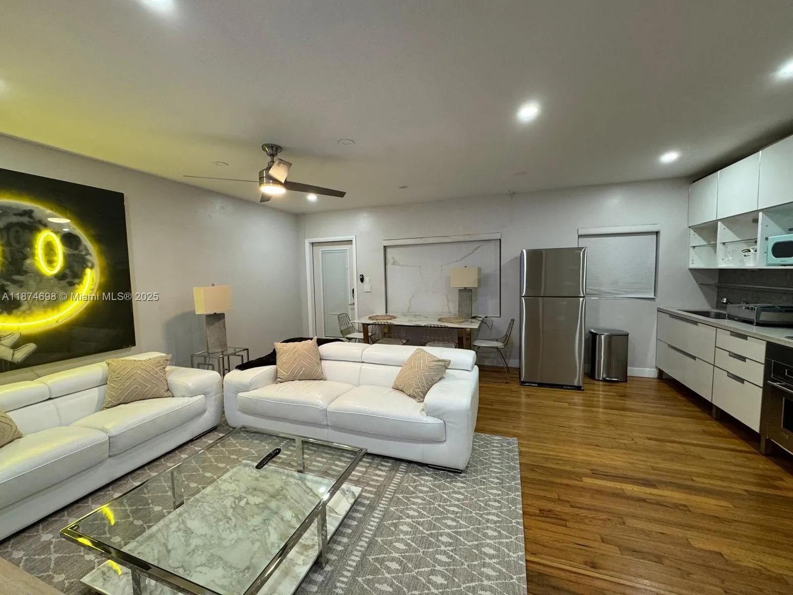 101 Collins Ave, #3