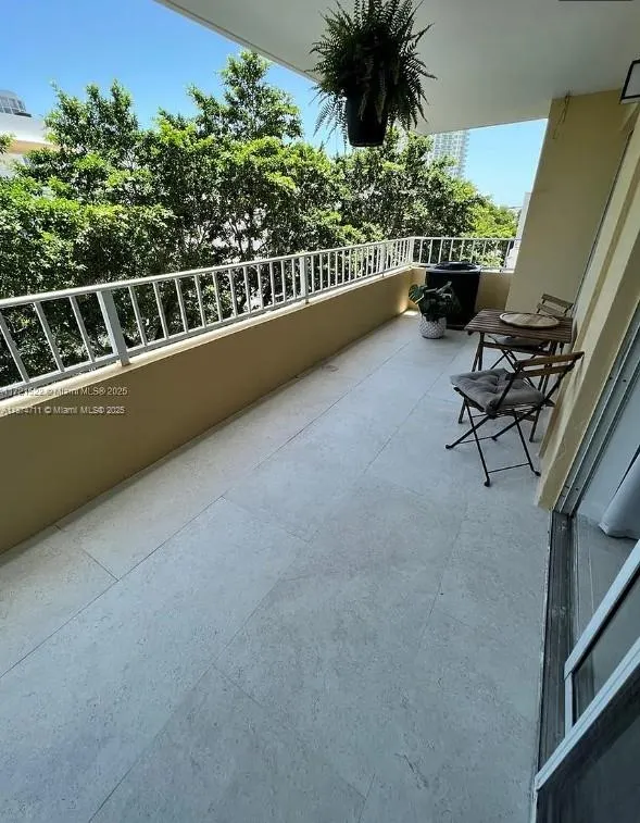 3304 Virginia St, #6B