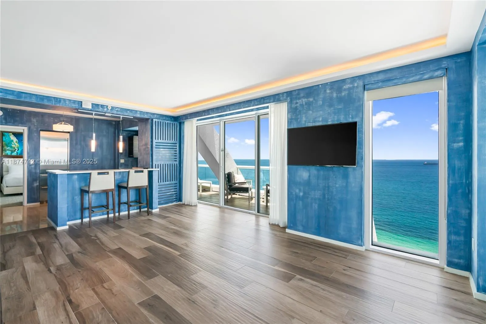 551 N Fort Lauderdale Beach Blvd, #R2212