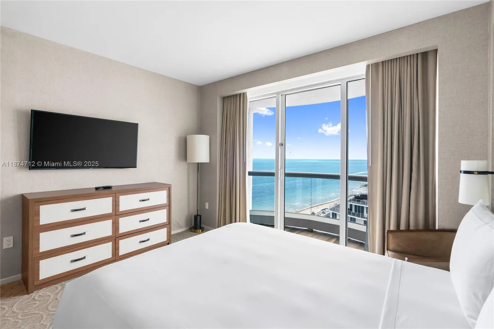 551 N Fort Lauderdale Beach Blvd, #R2212