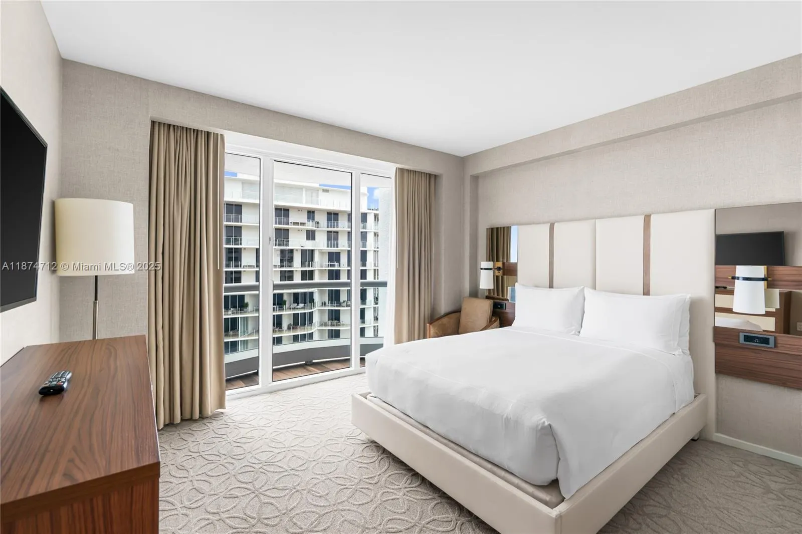 551 N Fort Lauderdale Beach Blvd, #R2212