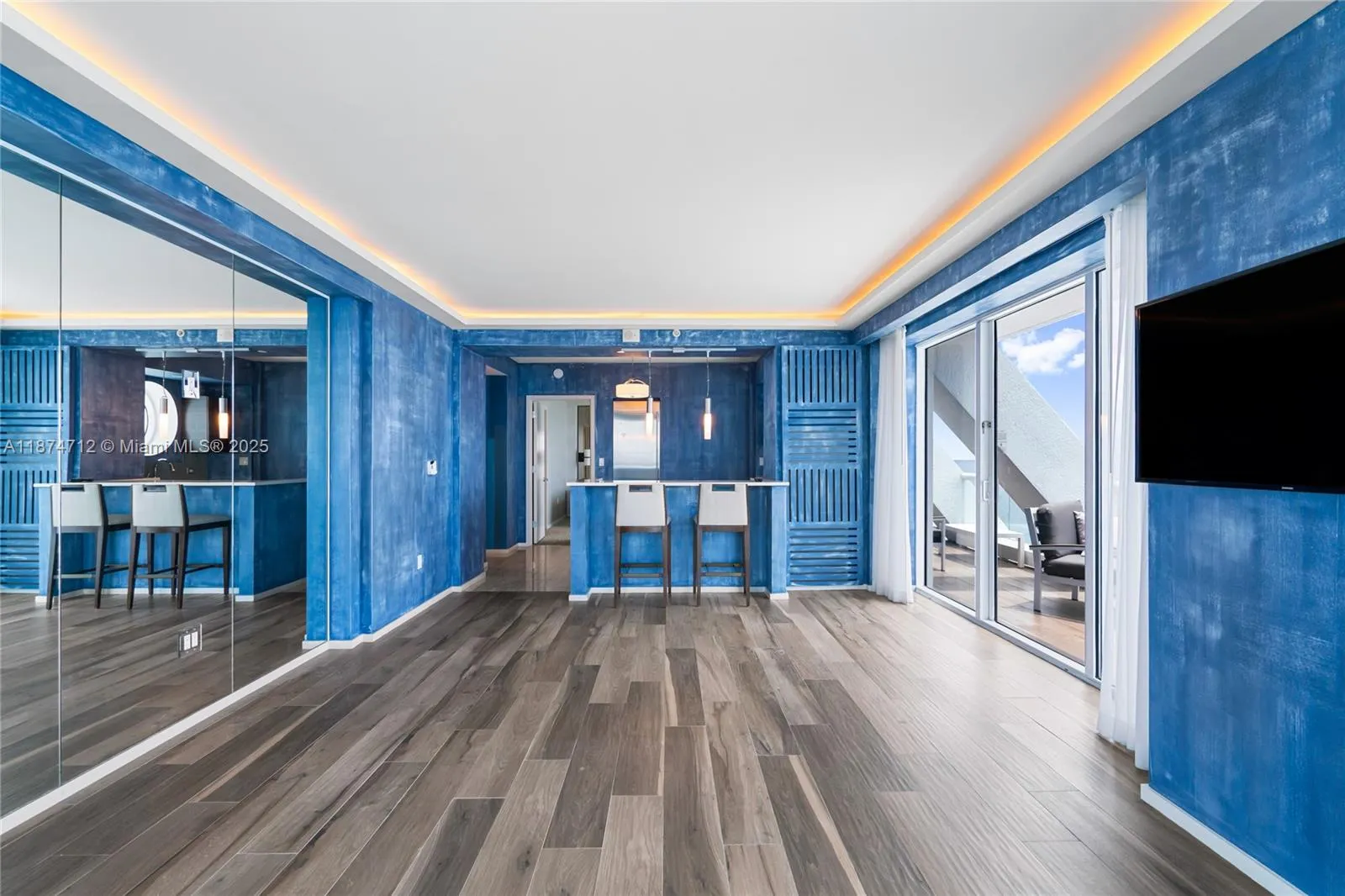551 N Fort Lauderdale Beach Blvd, #R2212
