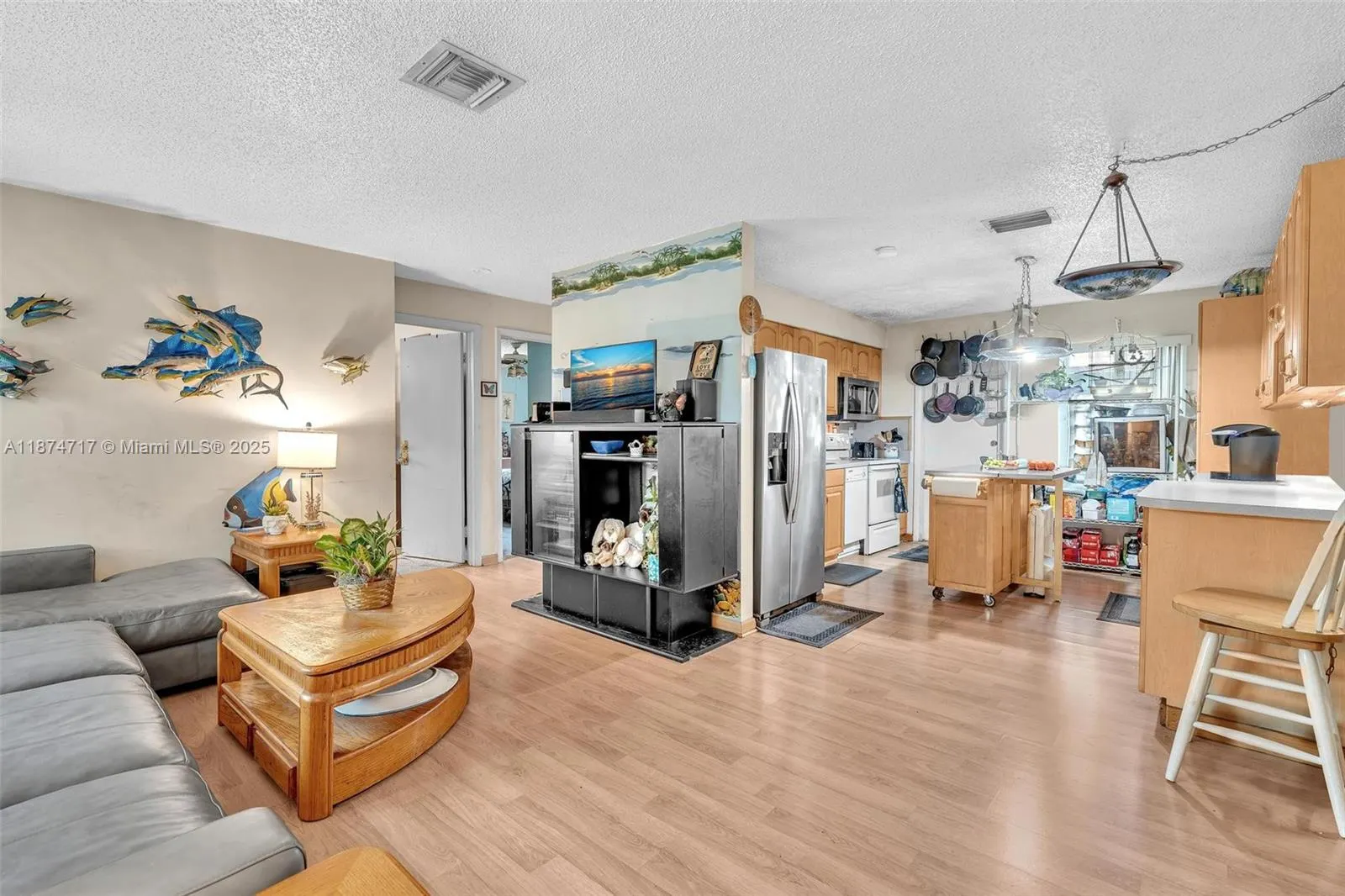 312 SW 9th St