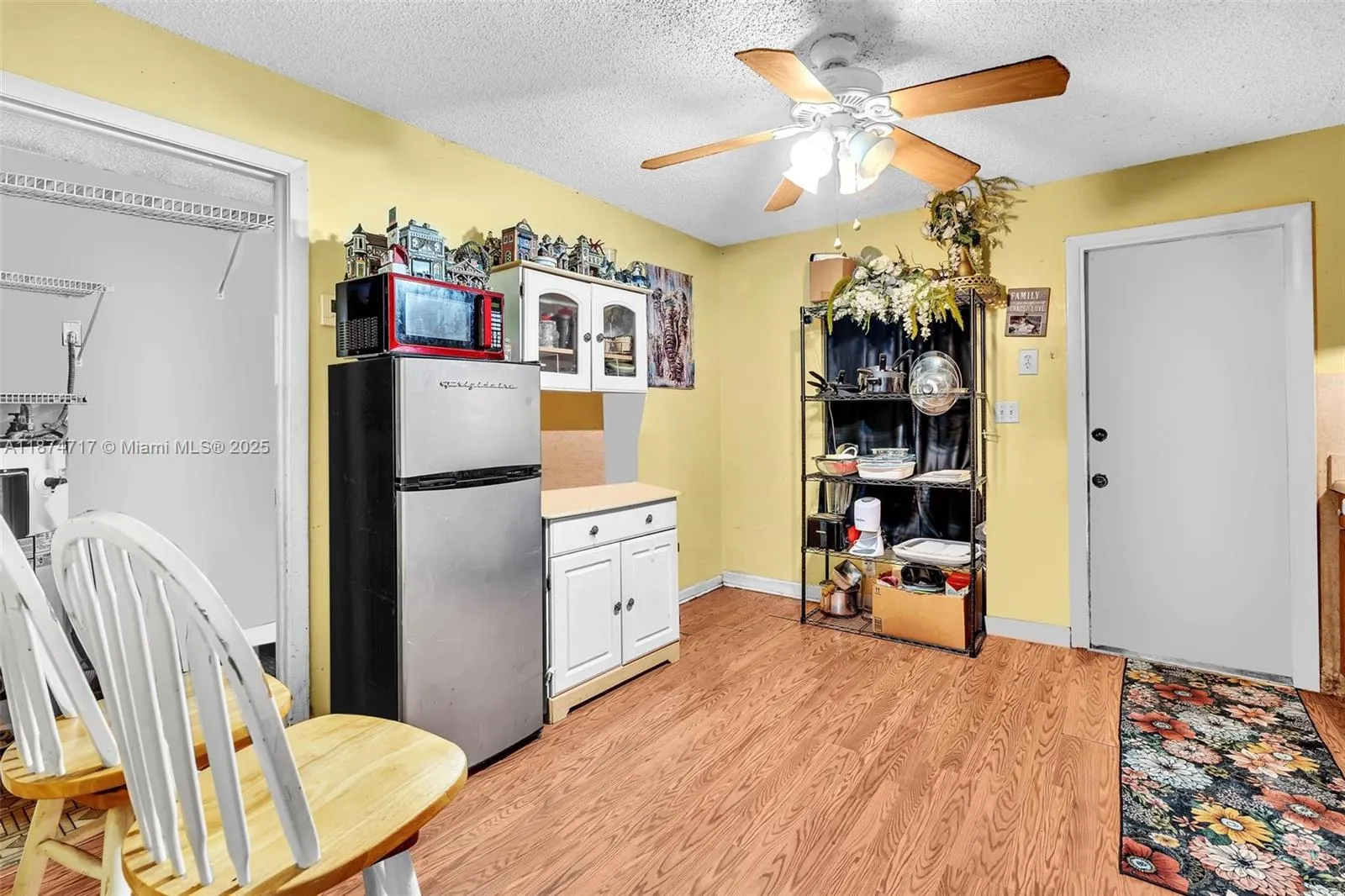 312 SW 9th St