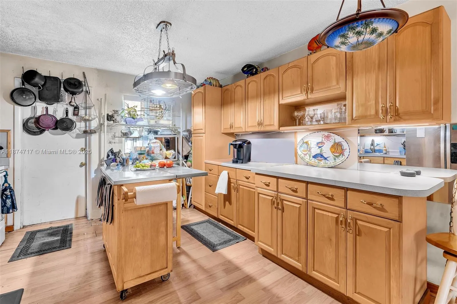 312 SW 9th St