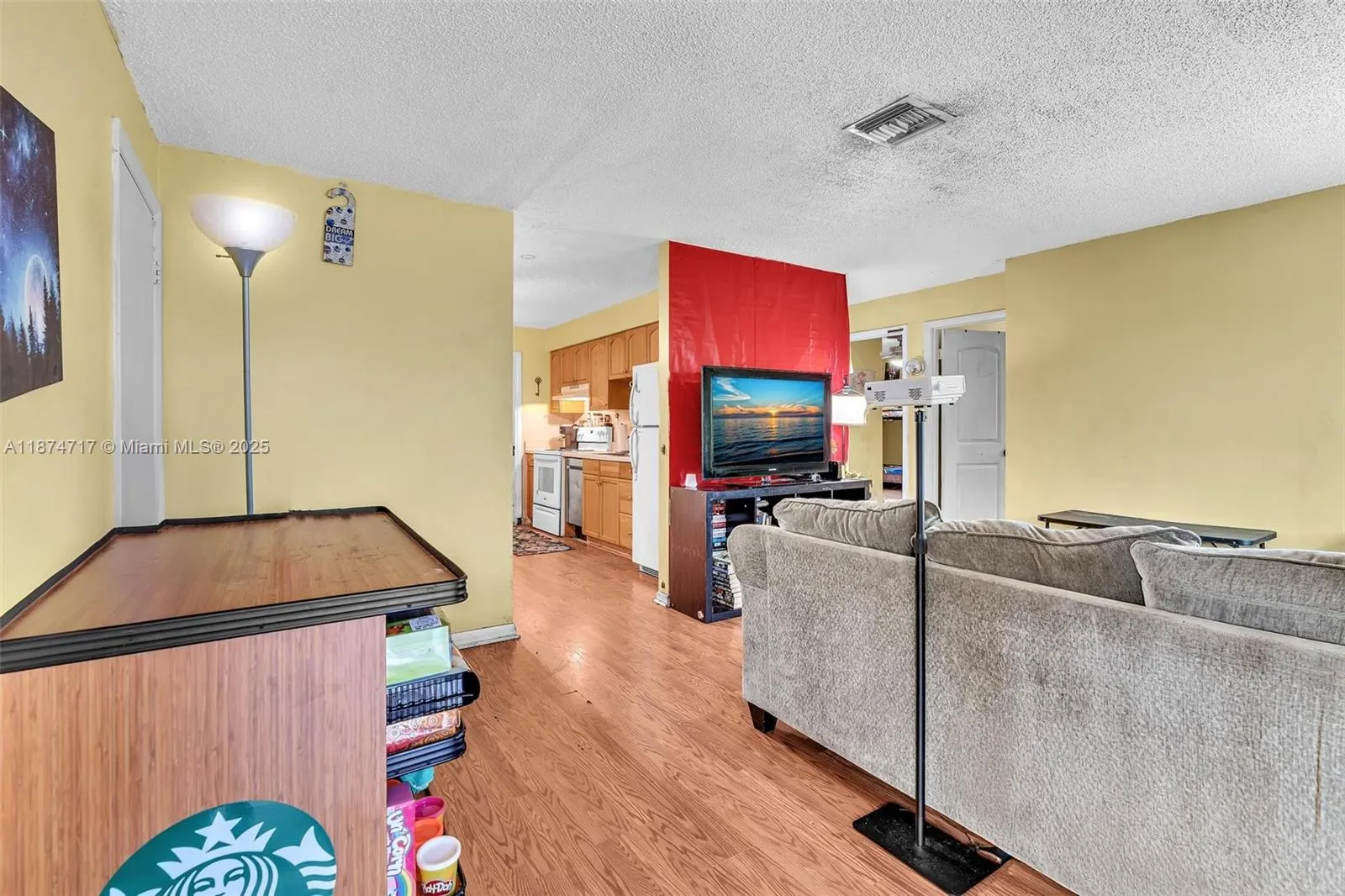312 SW 9th St