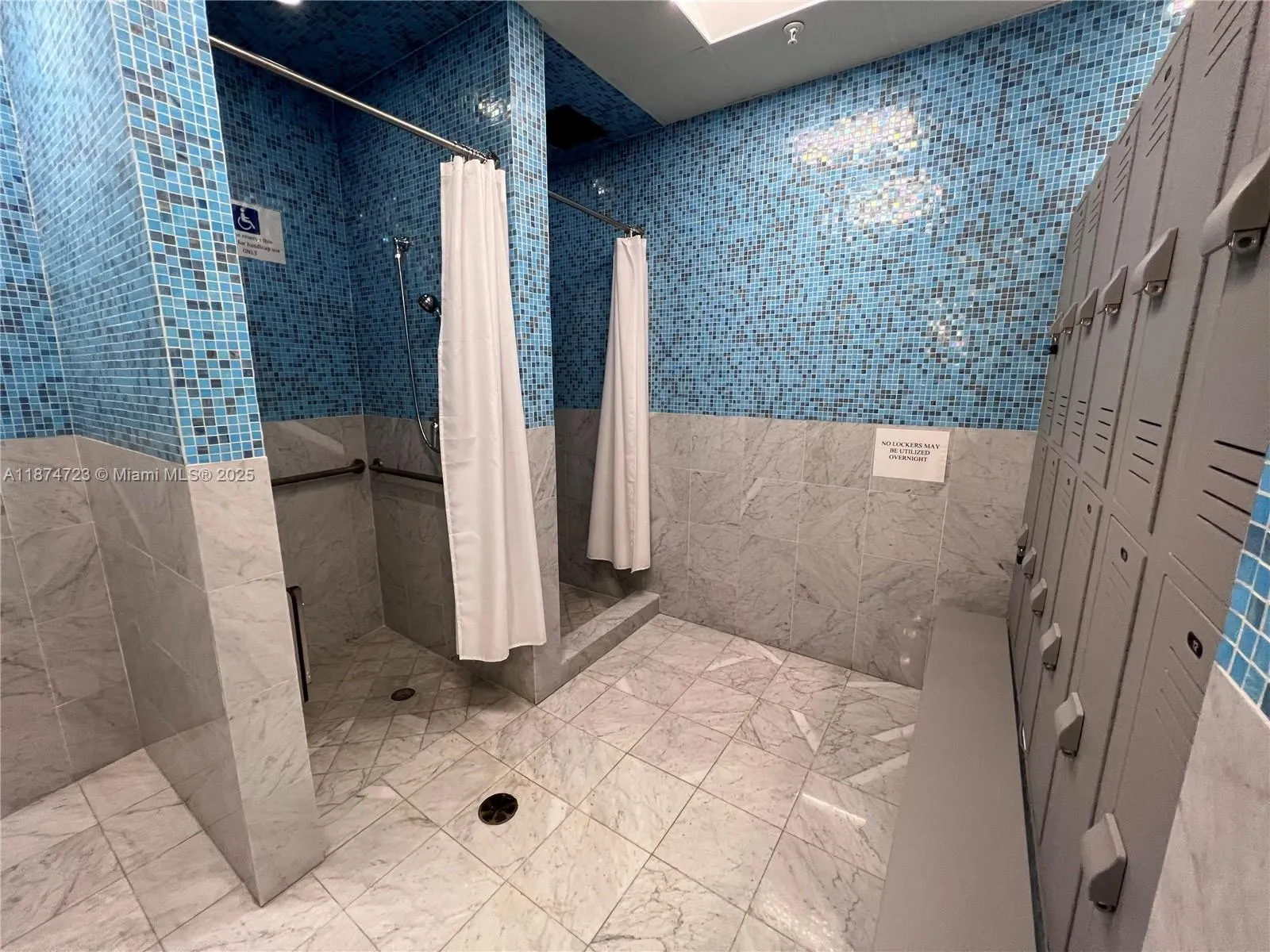 185 SW 7th St, #4204