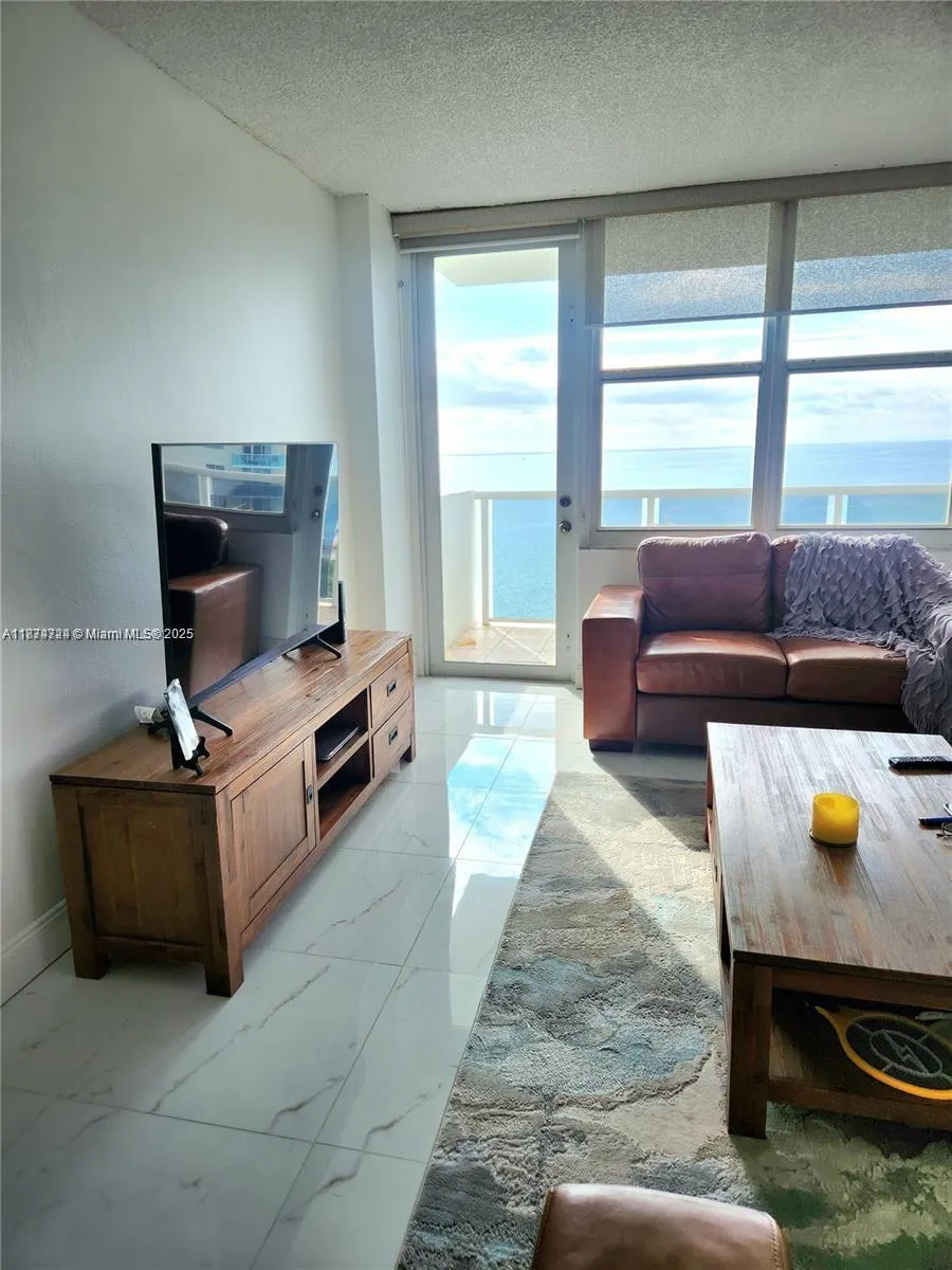 3725 S Ocean Dr, #1410