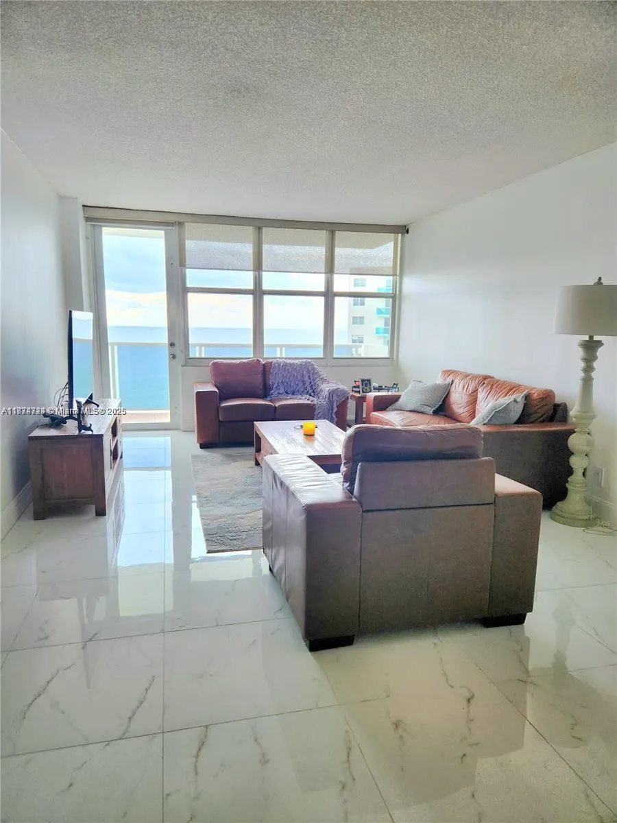 3725 S Ocean Dr, #1410