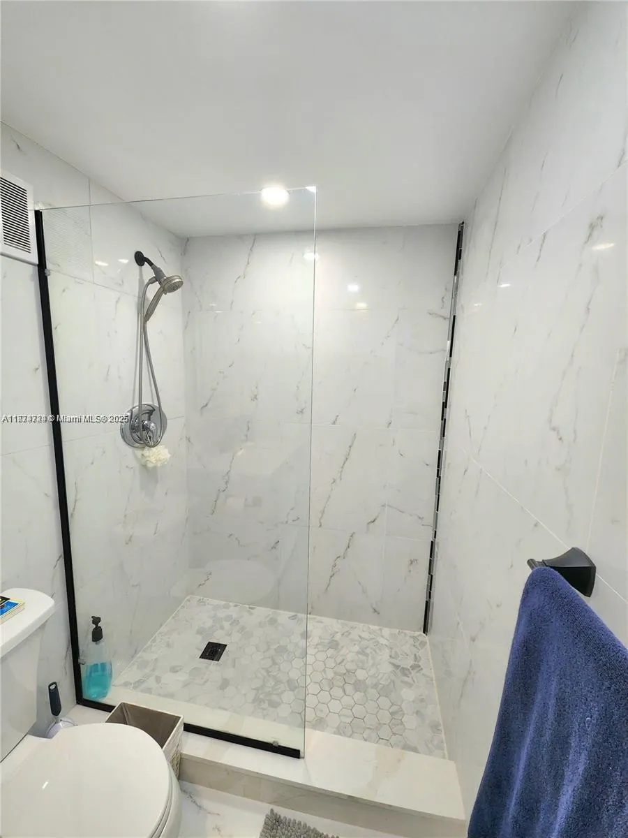 3725 S Ocean Dr, #1410