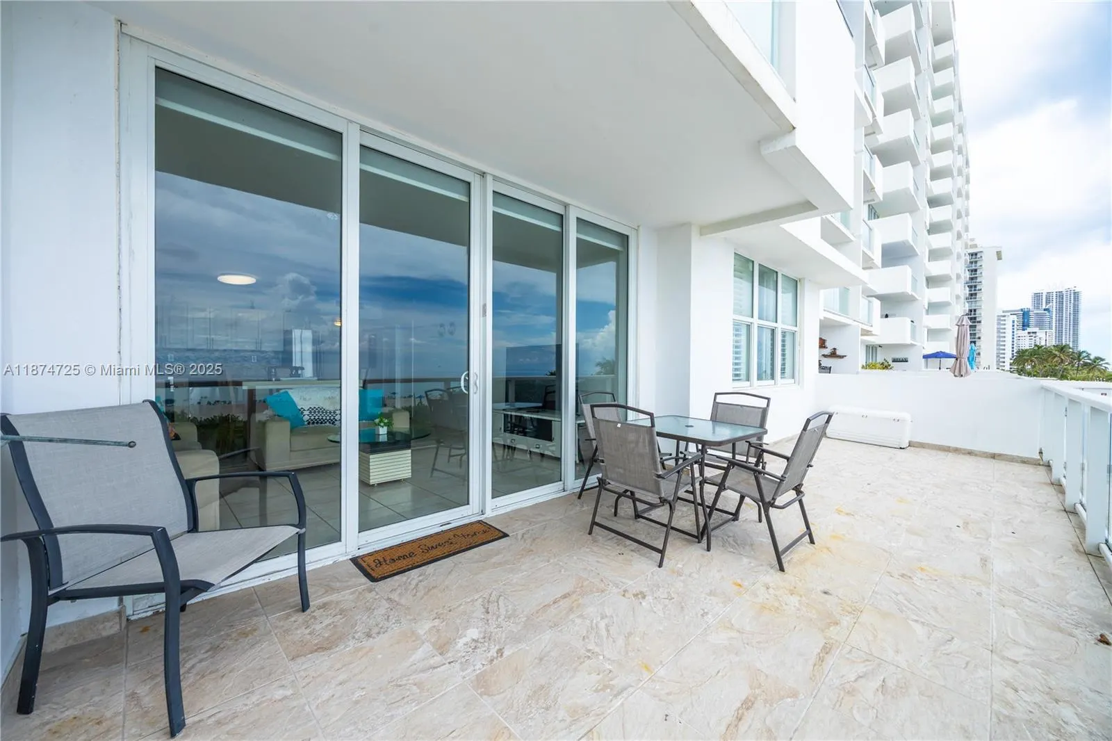 5601 Collins Ave, #410