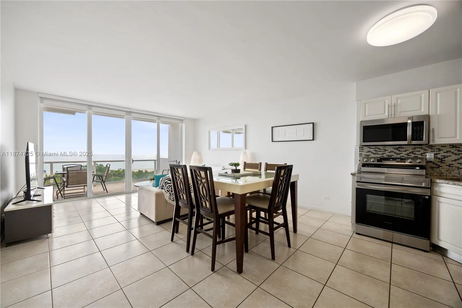 5601 Collins Ave, #410