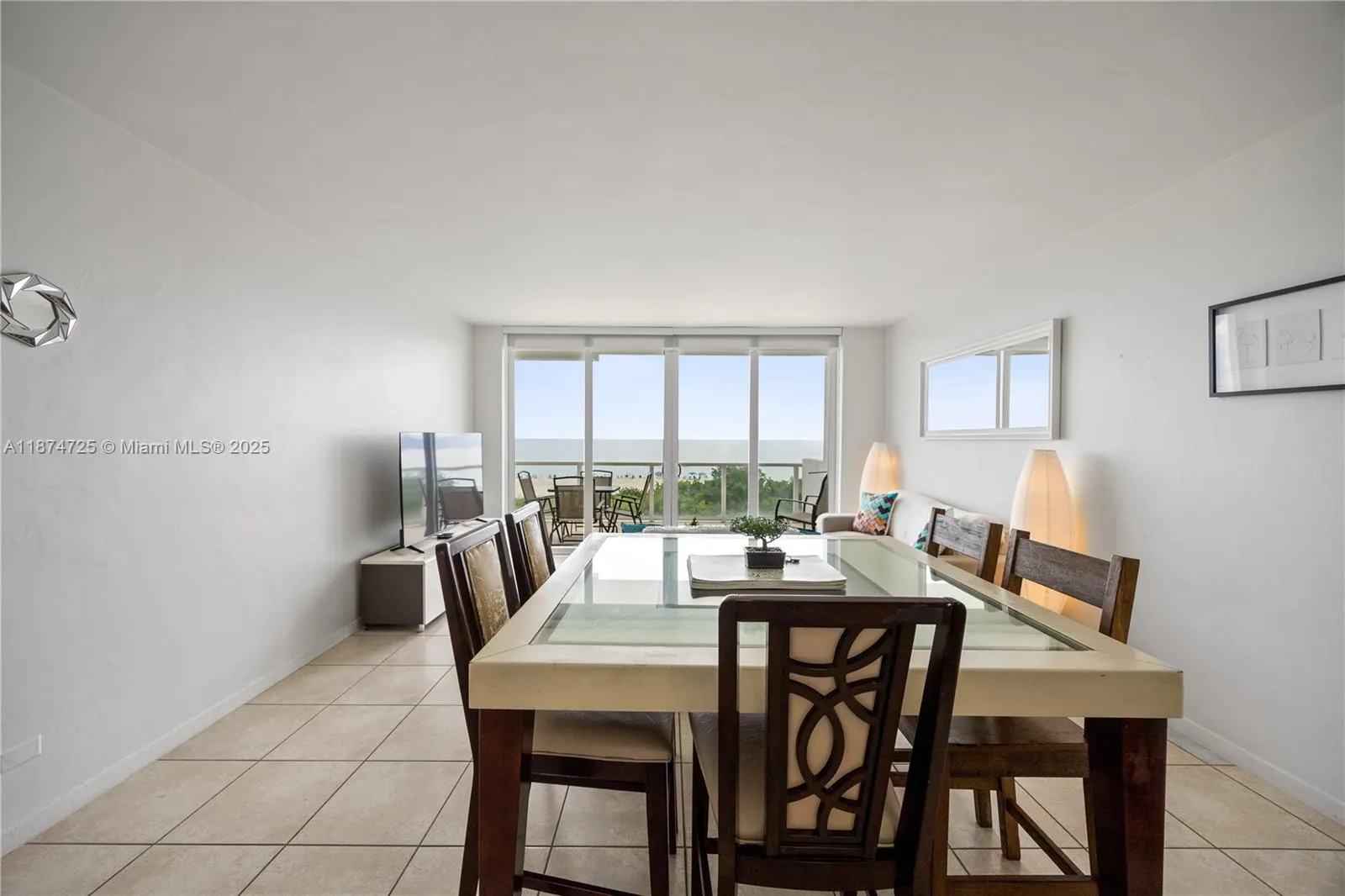 5601 Collins Ave, #410