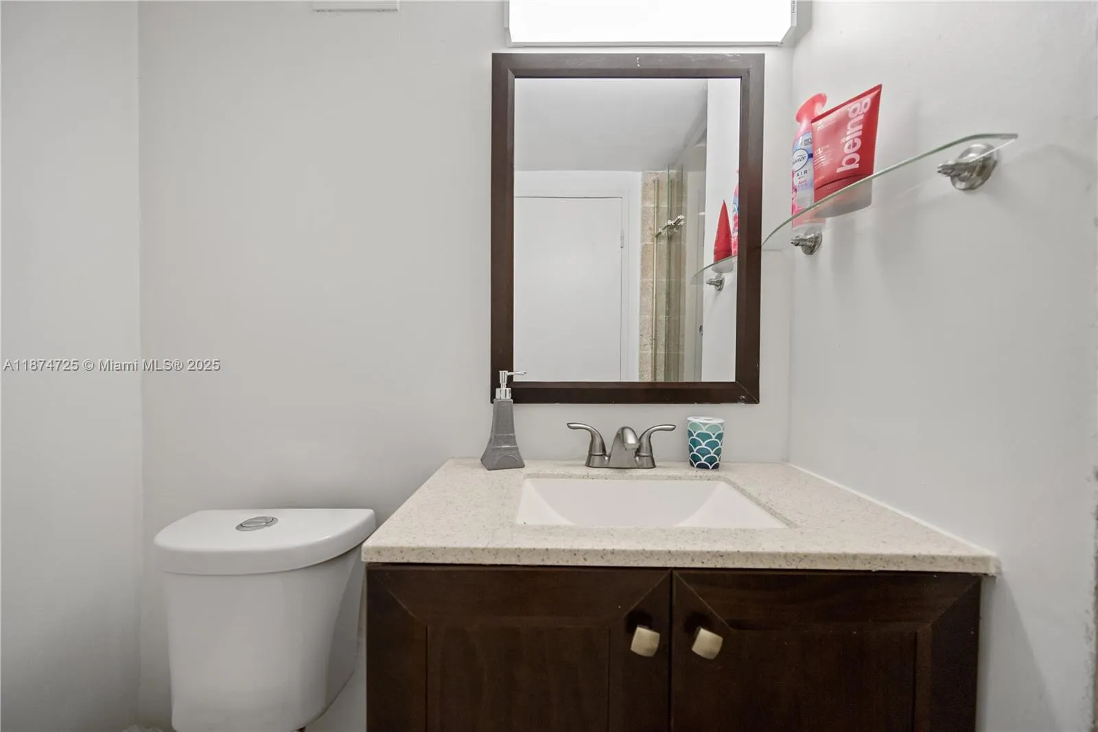 5601 Collins Ave, #410