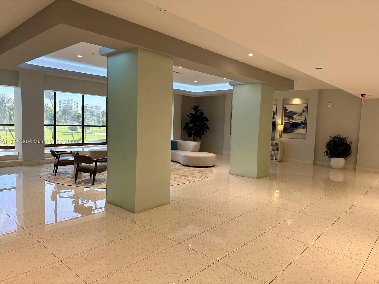 20335 W Country Club Dr, #1203