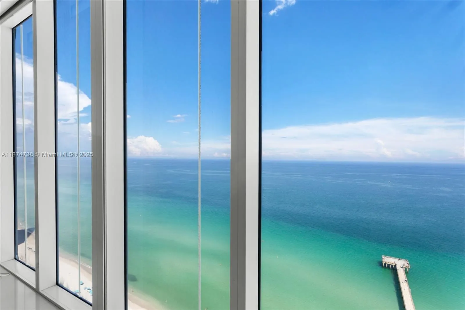 16699 Collins Ave, #3402
