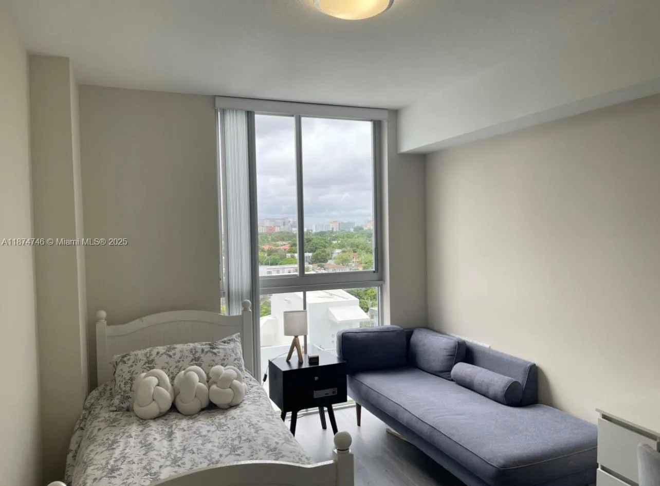 2700 SW 27th Ave, #Apt 704