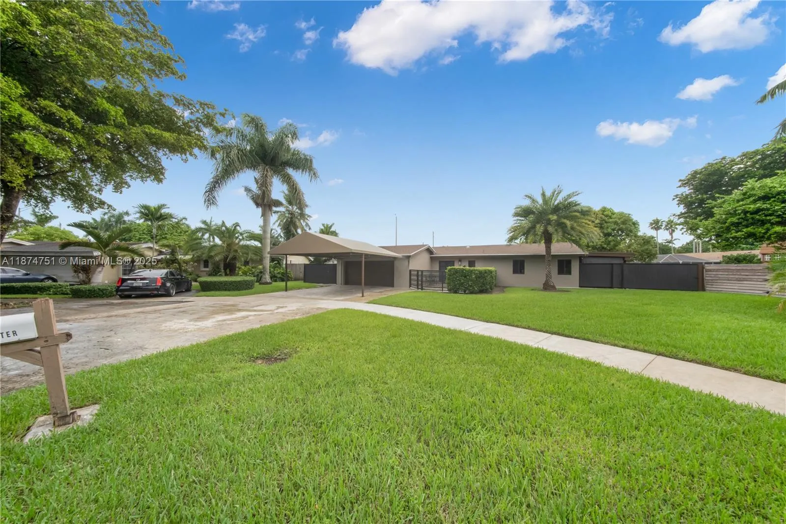 12800 SW 103rd Ter