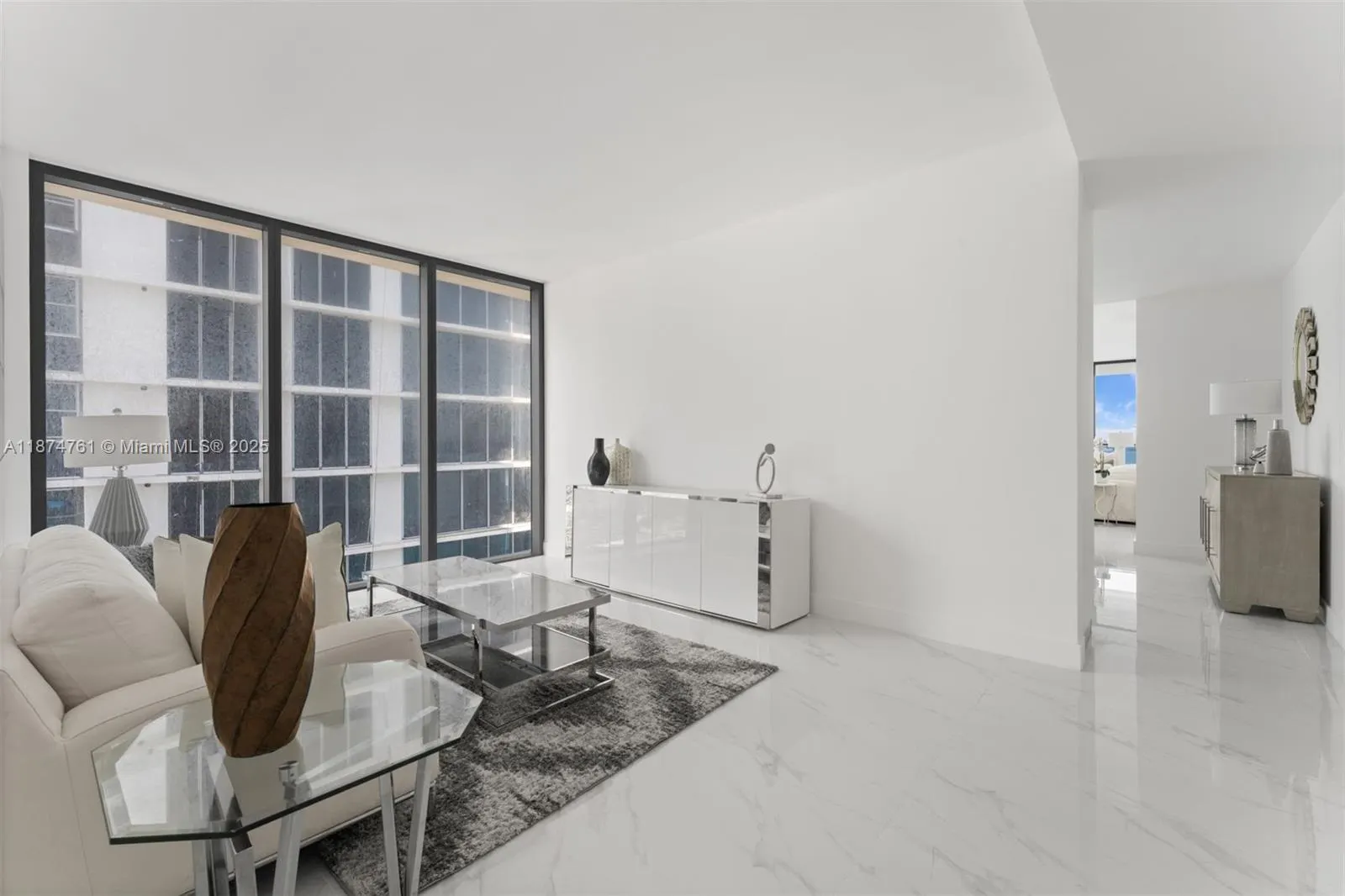 700 NE 24th St, #2201