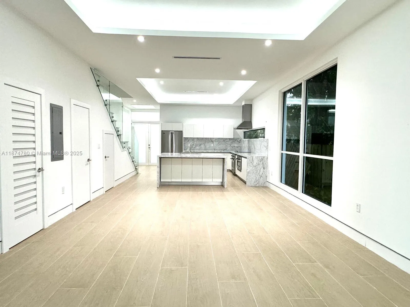 5728 NW 5th Court, #TH-1