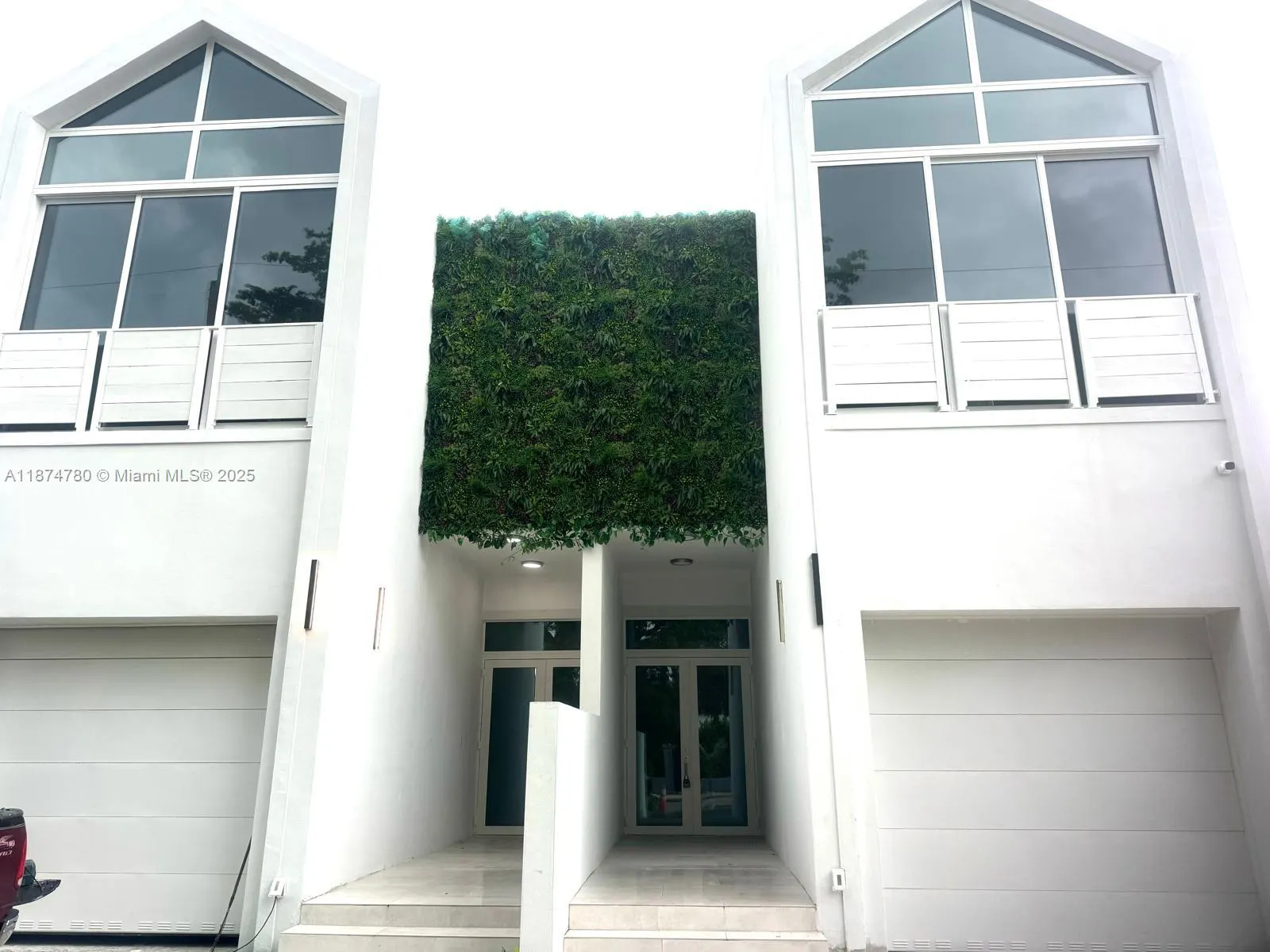 5728 NW 5th Court, #TH-1