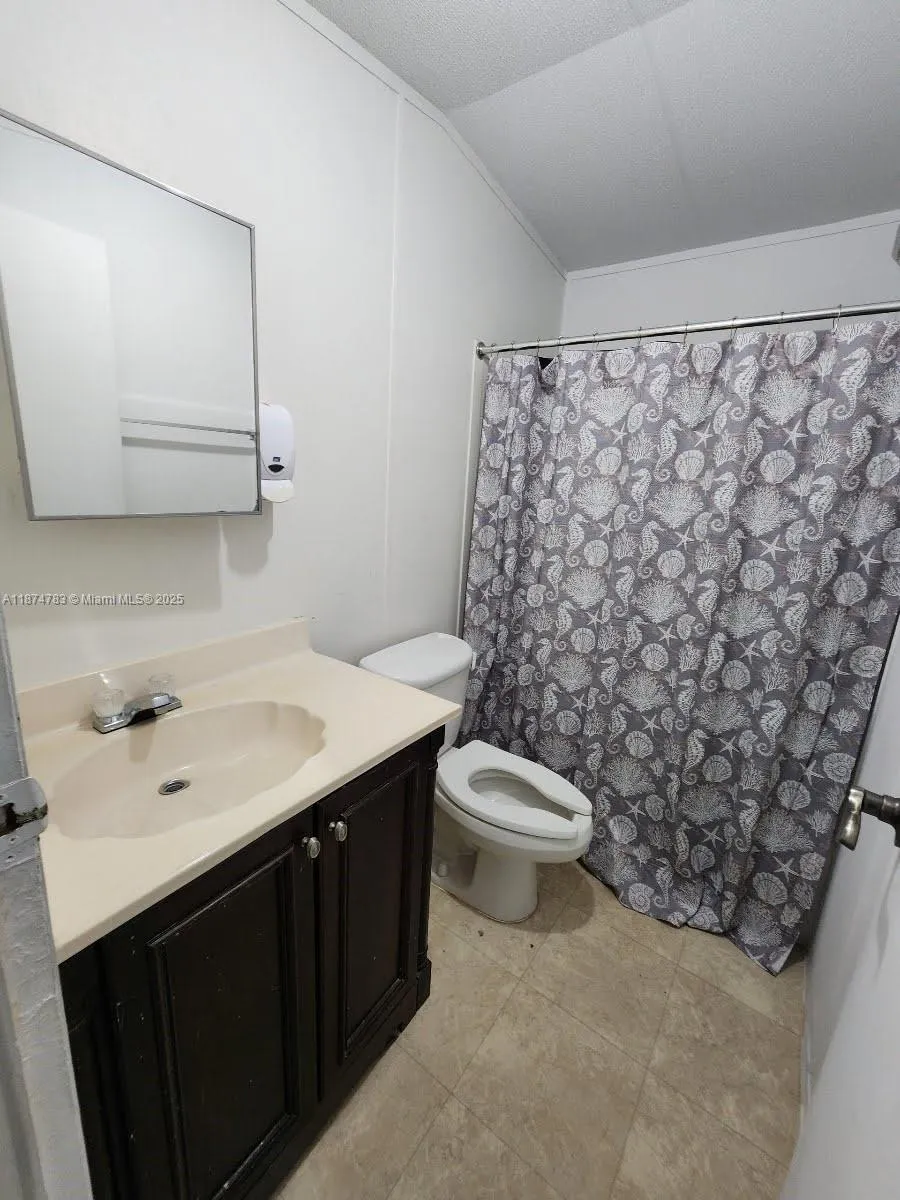 5864 Cartier Rd, #H