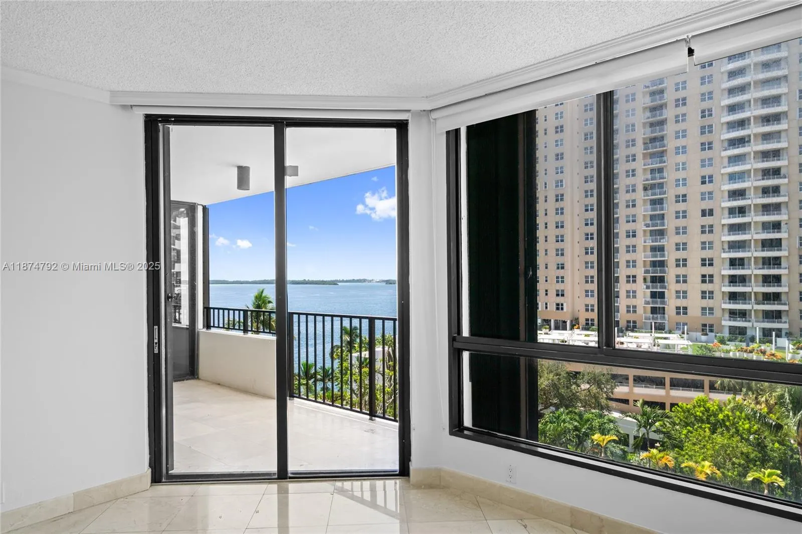 520 Brickell Key Dr, #A705