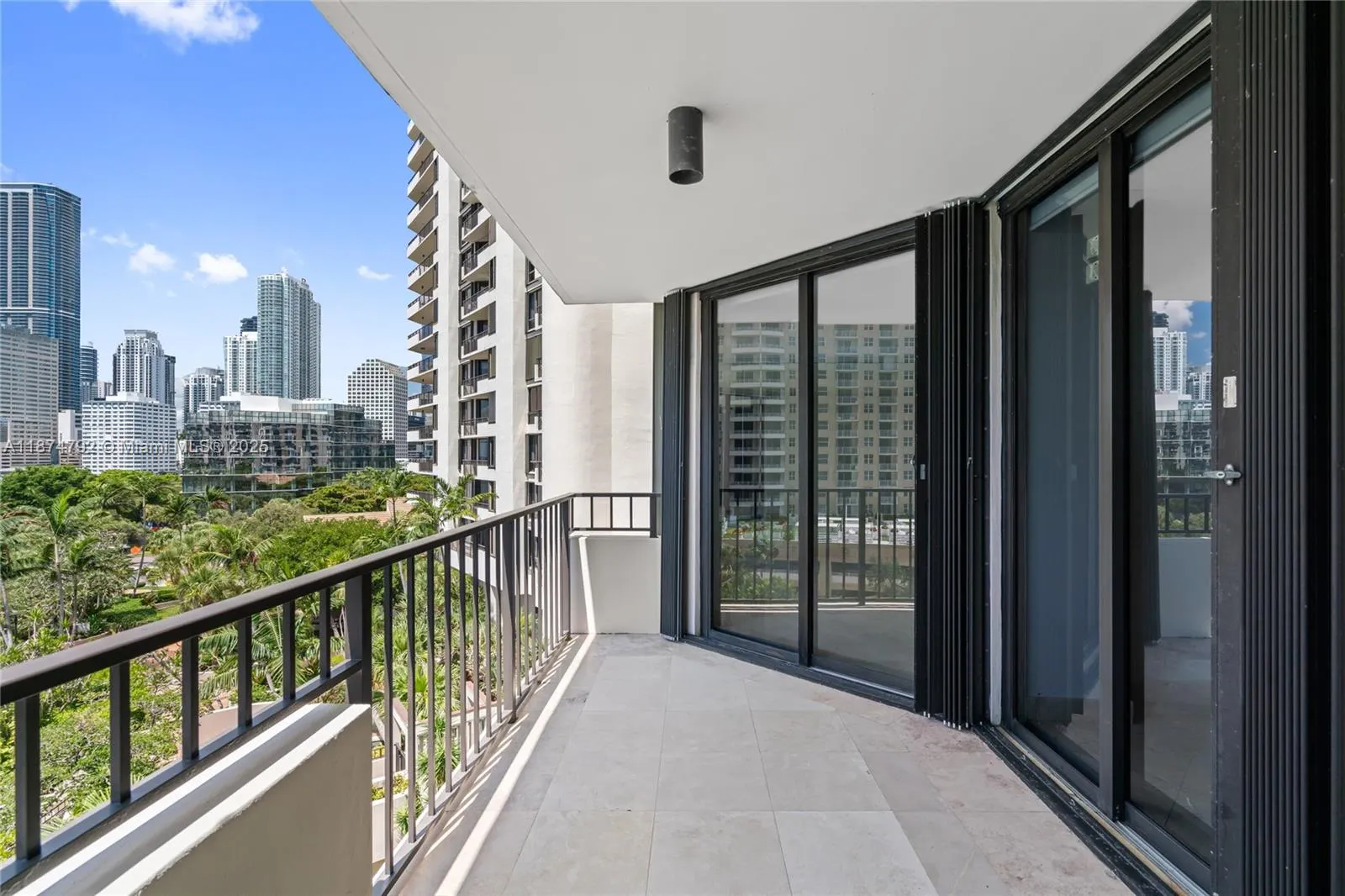 520 Brickell Key Dr, #A705