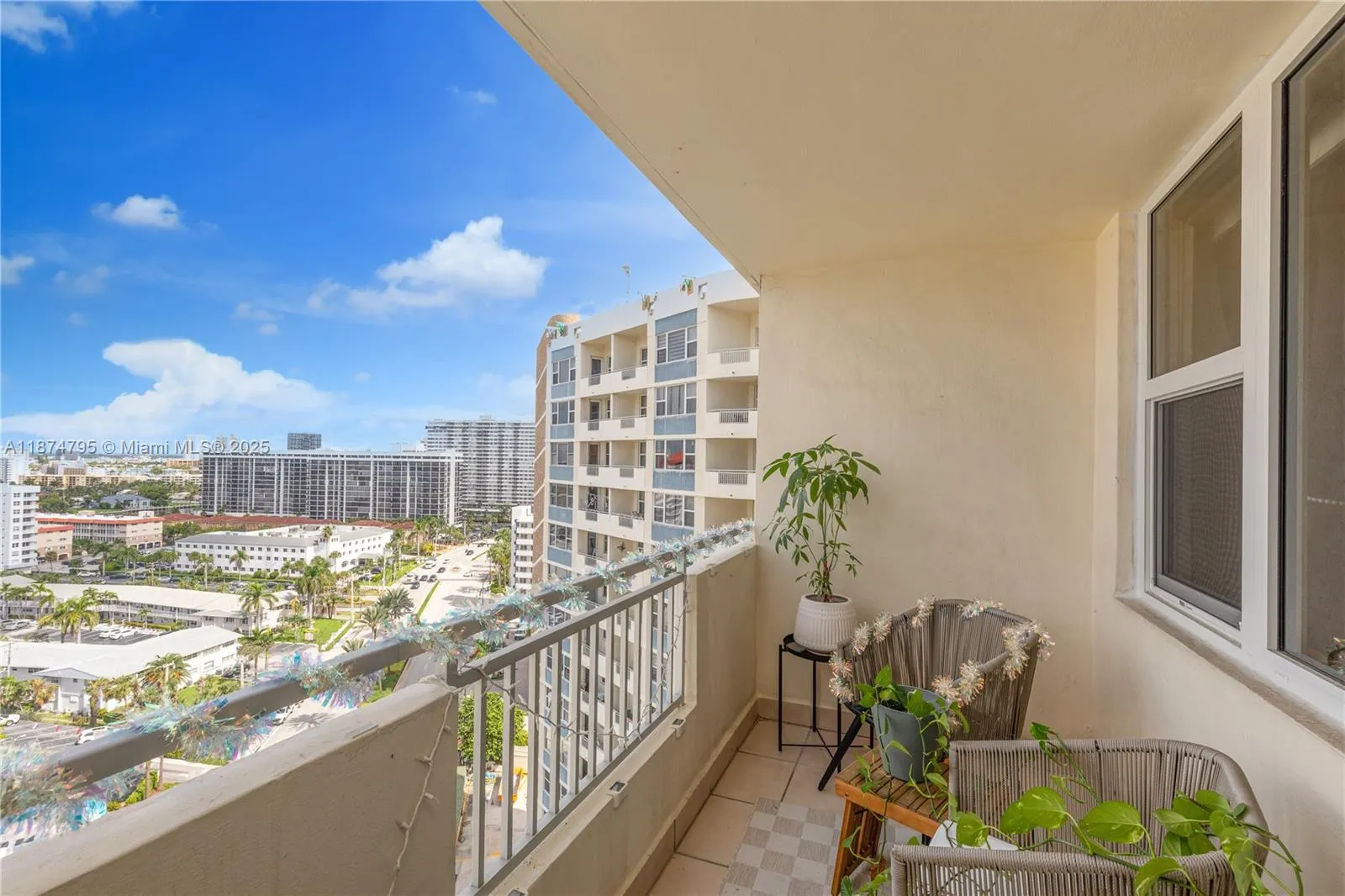 3180 S Ocean Dr, #1517