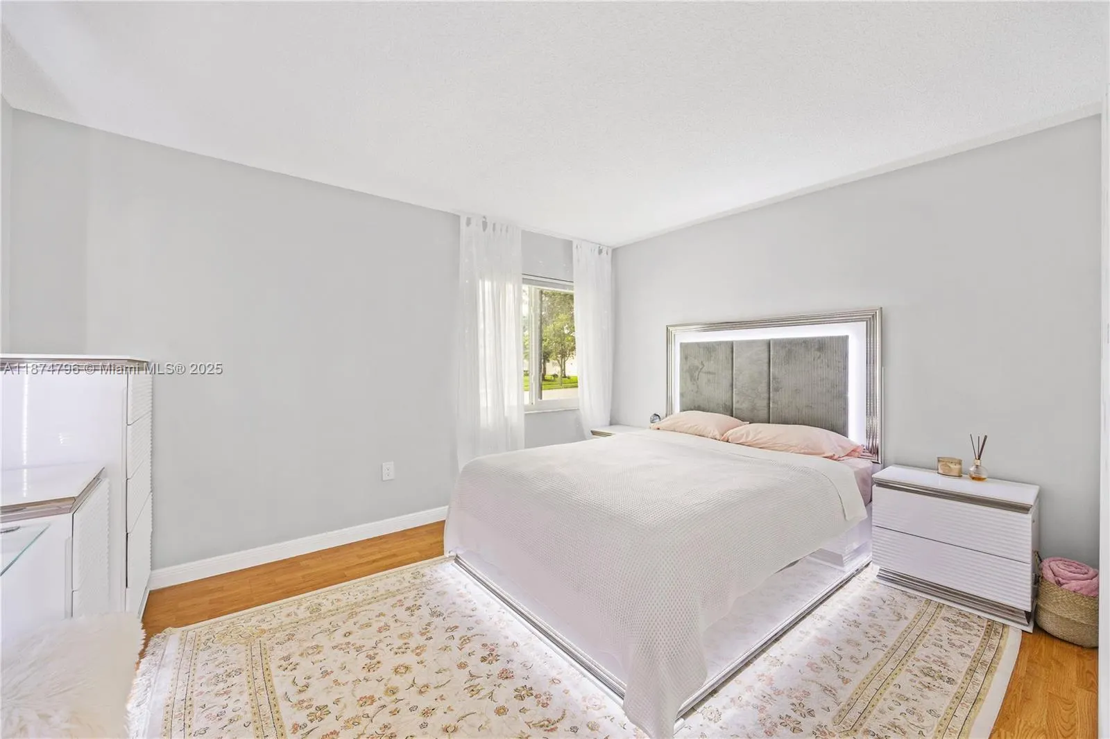14621 Madison Pl