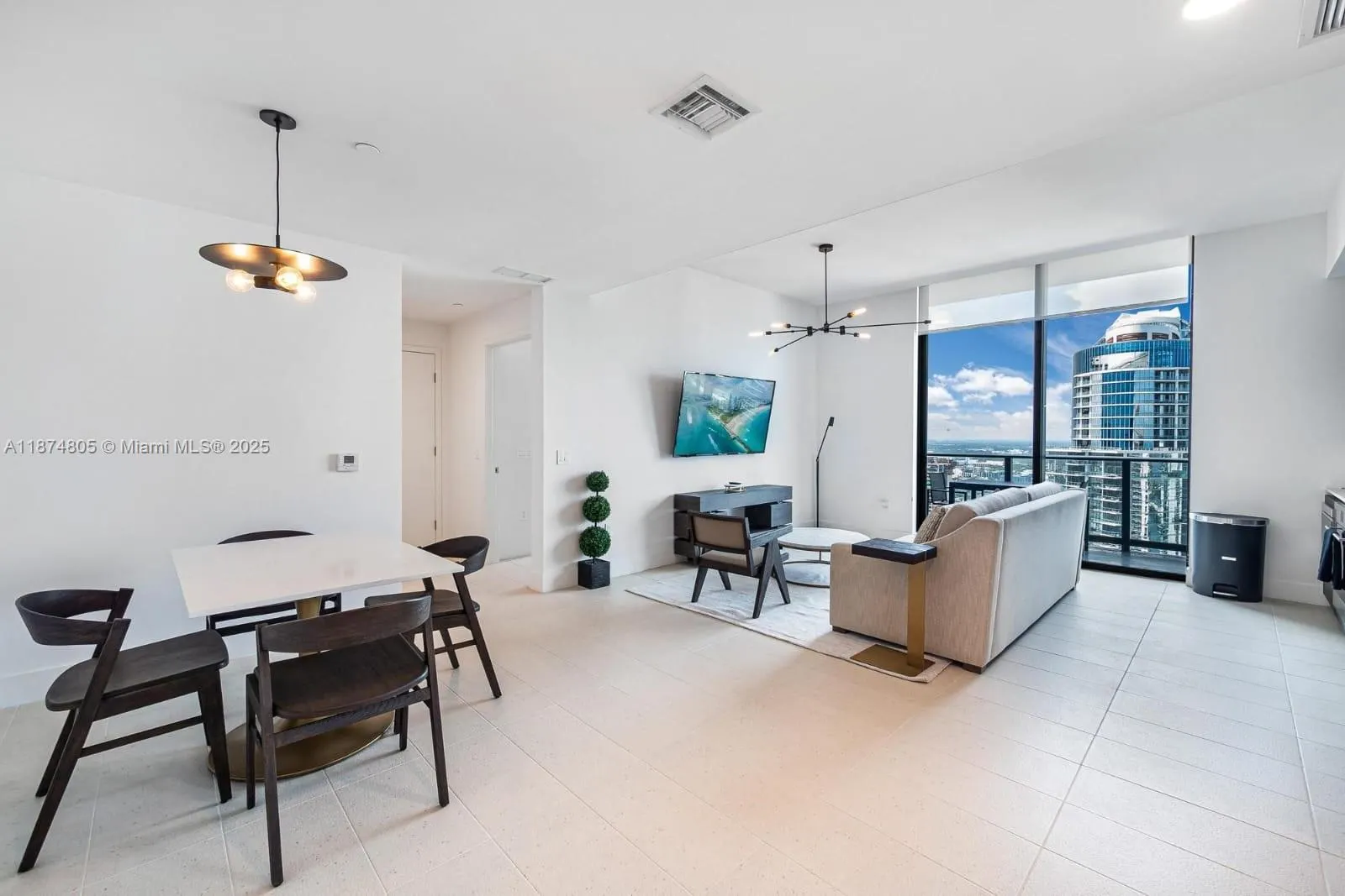 159 NE 6th St, #5101