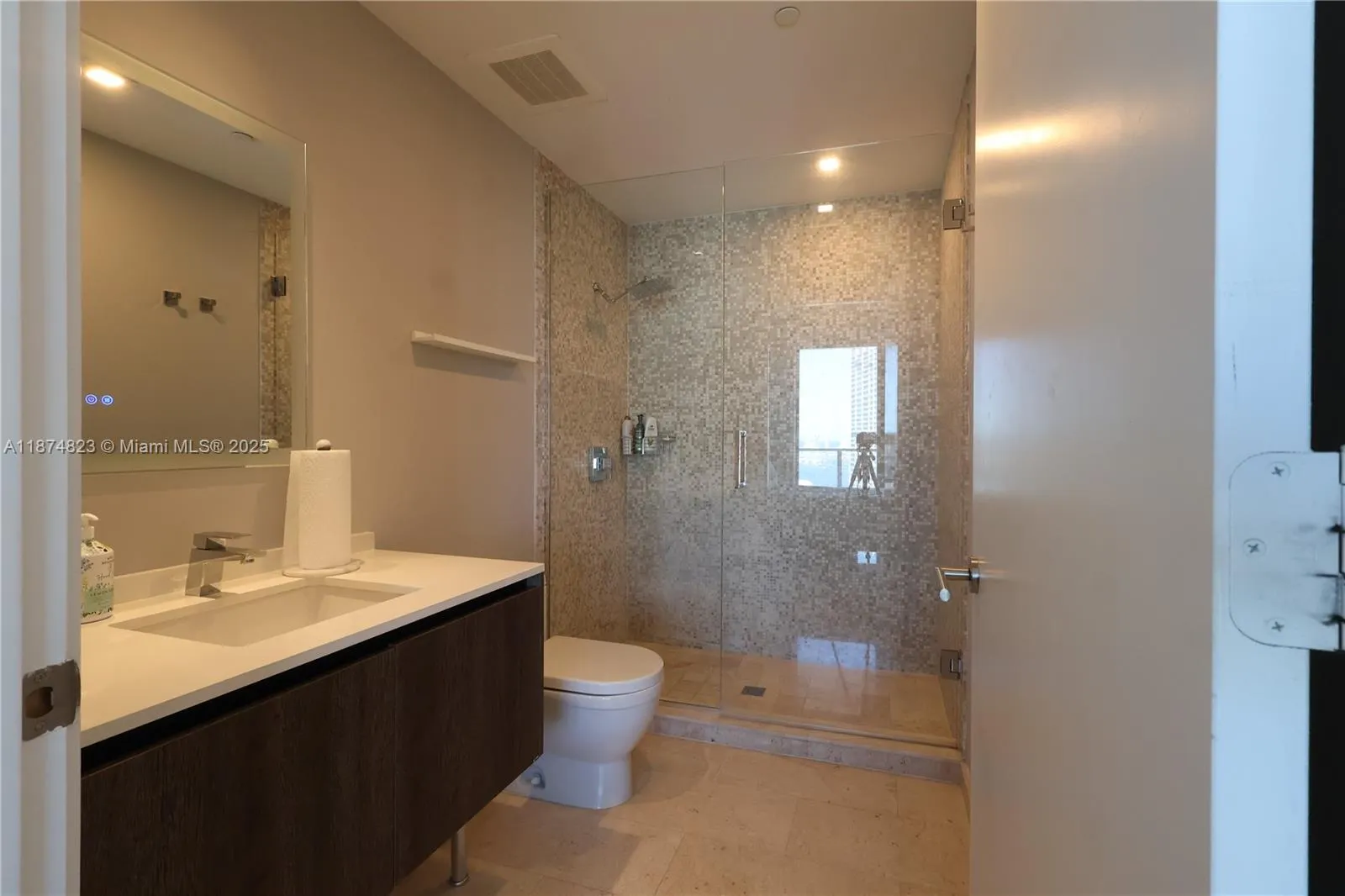 68 SE 6th St, #3607