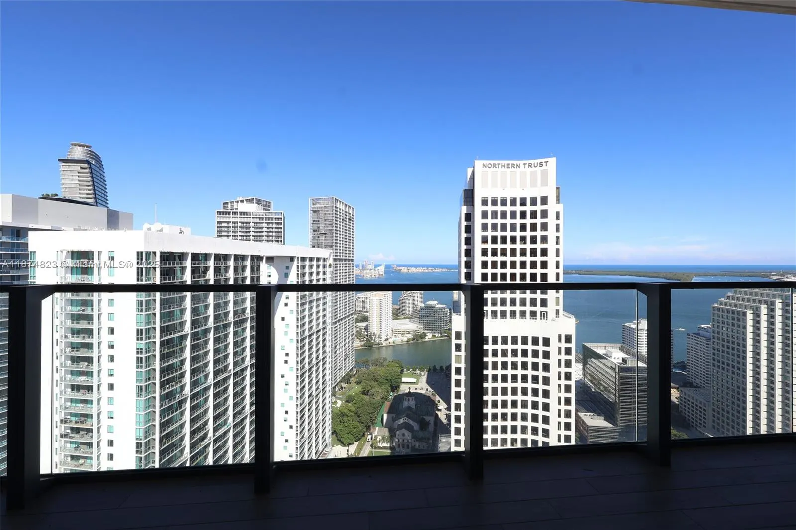 68 SE 6th St, #3607