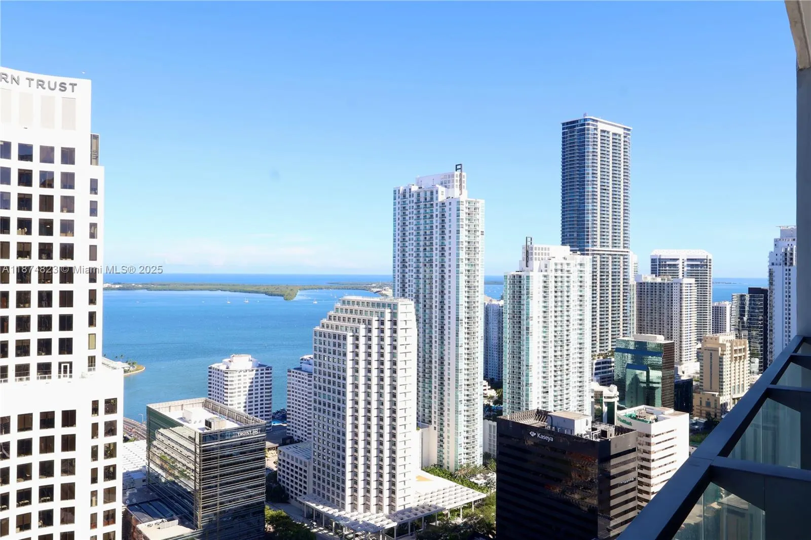 68 SE 6th St, #3607