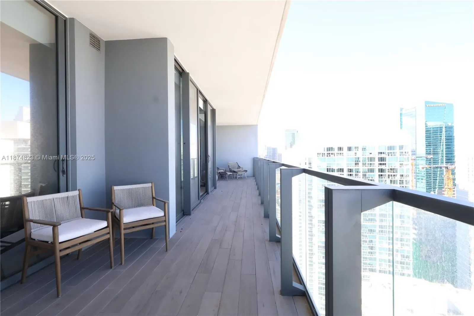 68 SE 6th St, #3607